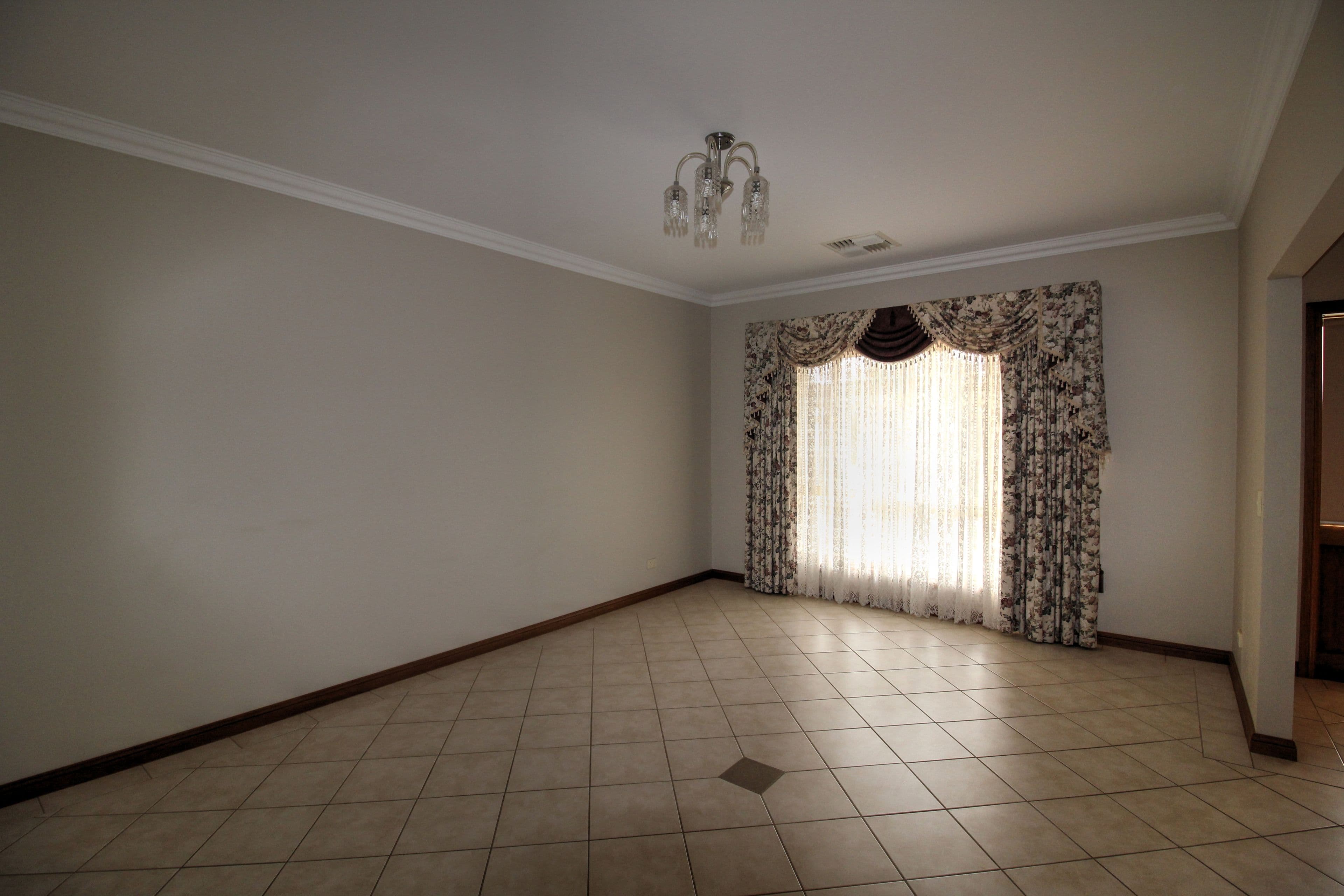 24 Flinders Street, Renmark SA 5341, Renmark - Thumbnail 7