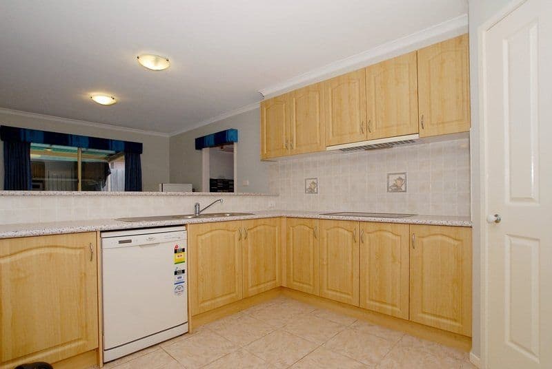 15 Petrel Close, BLIND BIGHT VIC 3980, Blind Bight - Thumbnail 4
