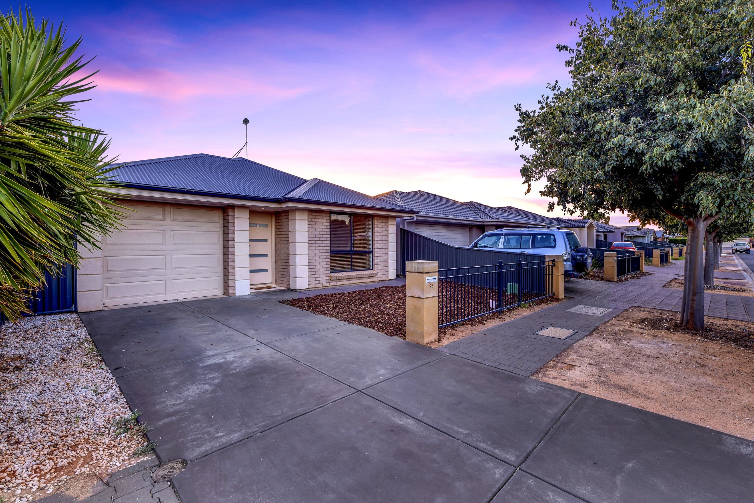 25 Semillon Crescent, Andrews Farm SA 5114, Andrews Farm - Thumbnail 2