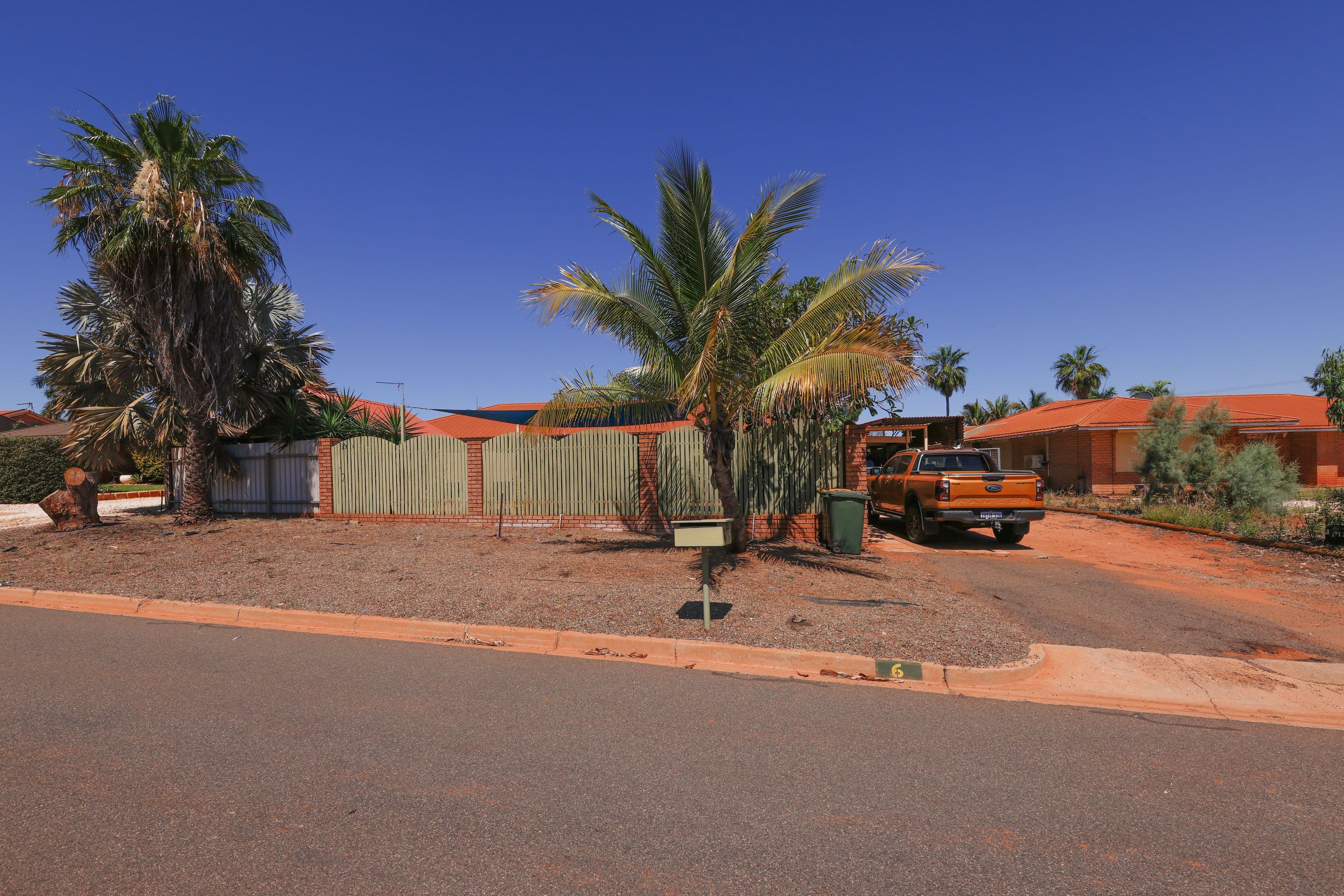 6 Meda Crescent, Dampier WA 6713, Dampier - Thumbnail 2