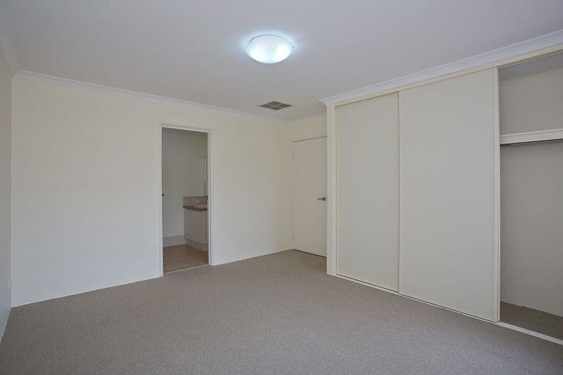 15 Sittella Gardens, EAST CANNINGTON WA 6107, East Cannington - Thumbnail 4