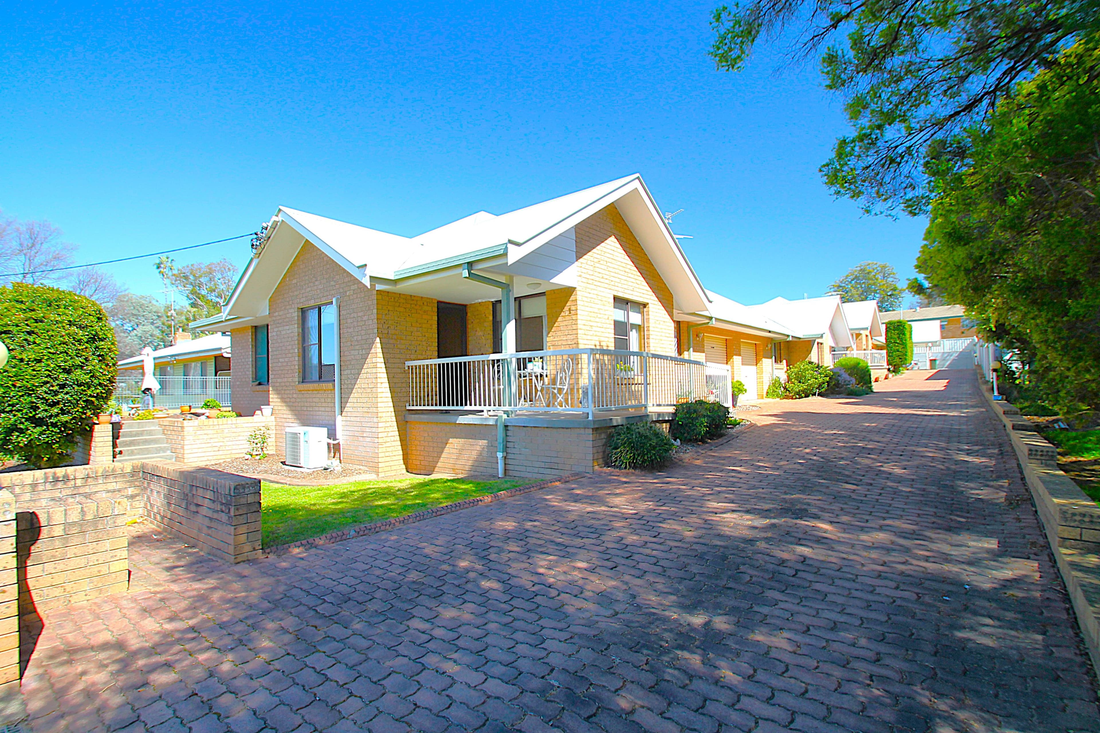 170A Hawker Street, Quirindi NSW 2343, Quirindi - Image 1