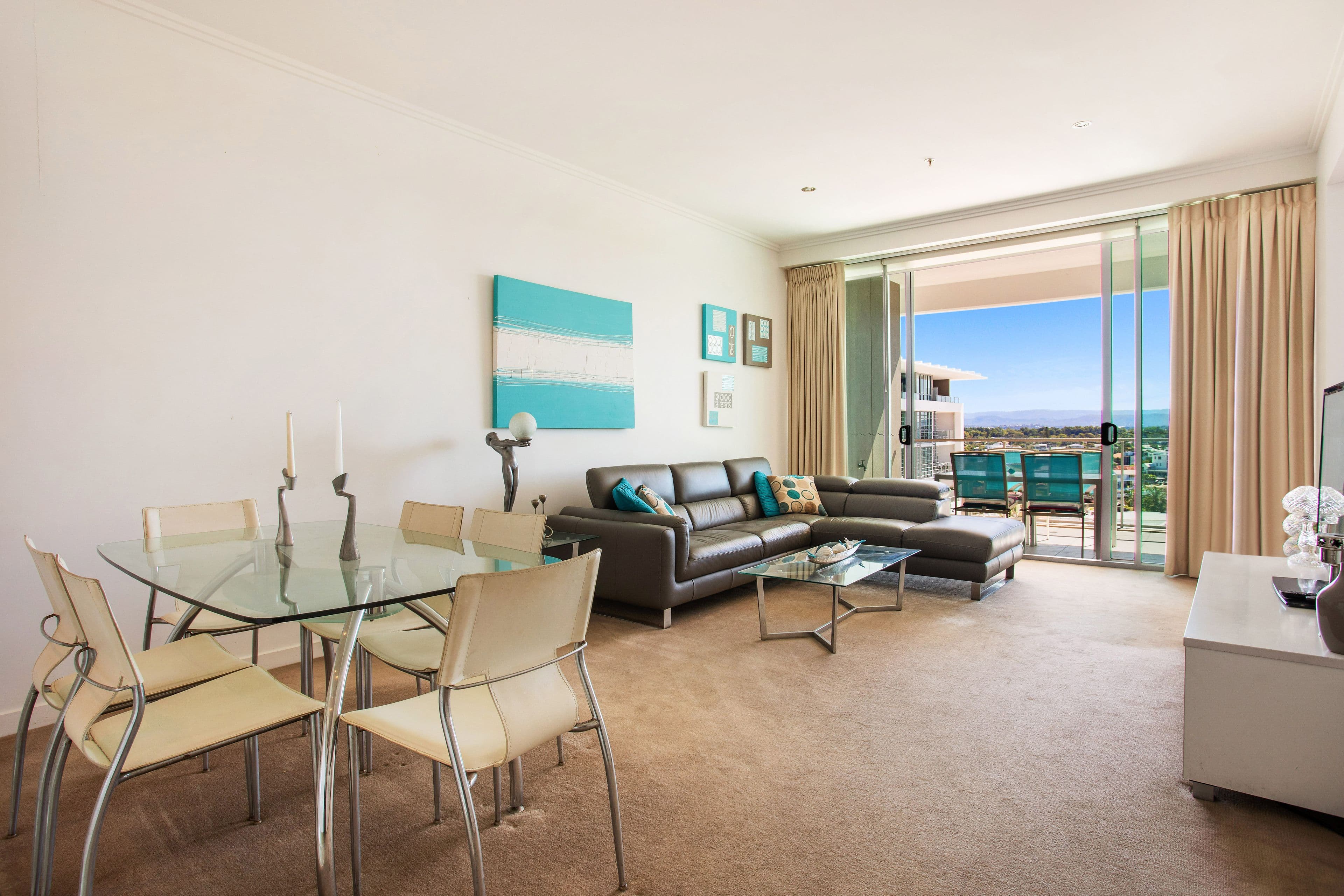 33 T E Peters Drive 'Freshwater Point', Broadbeach Waters QLD 4218, Broadbeach Waters - Thumbnail 3