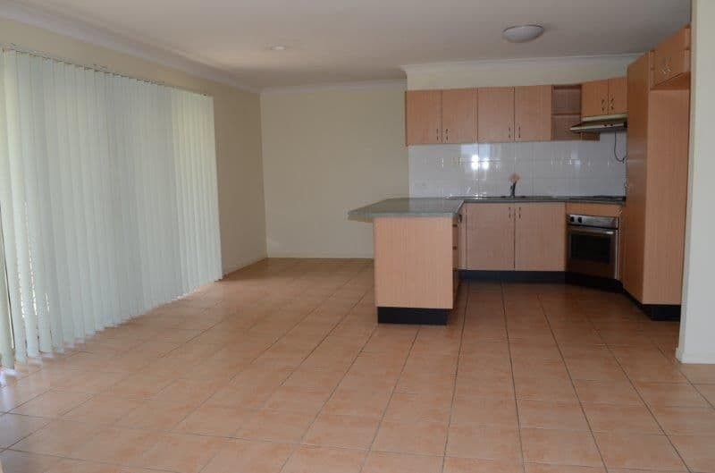 7 Pimelia Court, REGENTS PARK QLD 4118, Regents Park - Thumbnail 2