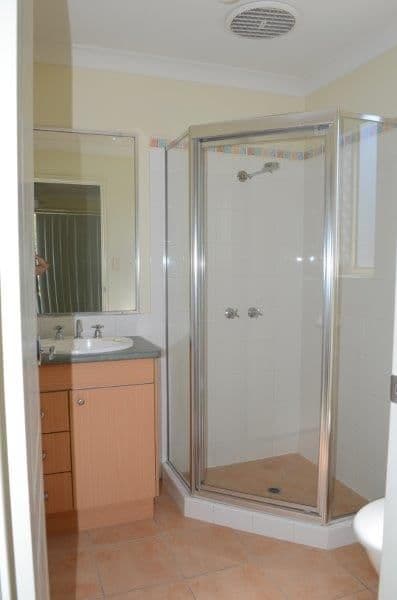 7 Pimelia Court, REGENTS PARK QLD 4118, Regents Park - Thumbnail 4
