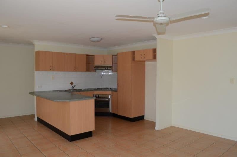 7 Pimelia Court, REGENTS PARK QLD 4118, Regents Park - Thumbnail 5