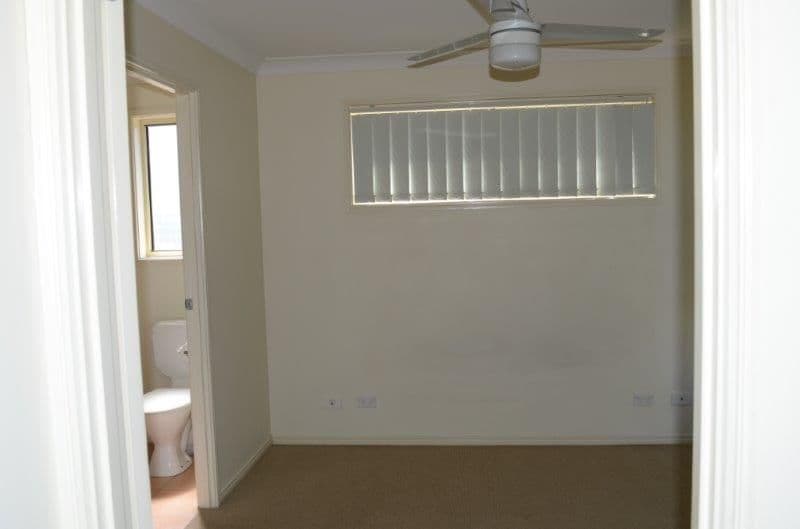 7 Pimelia Court, REGENTS PARK QLD 4118, Regents Park - Thumbnail 7