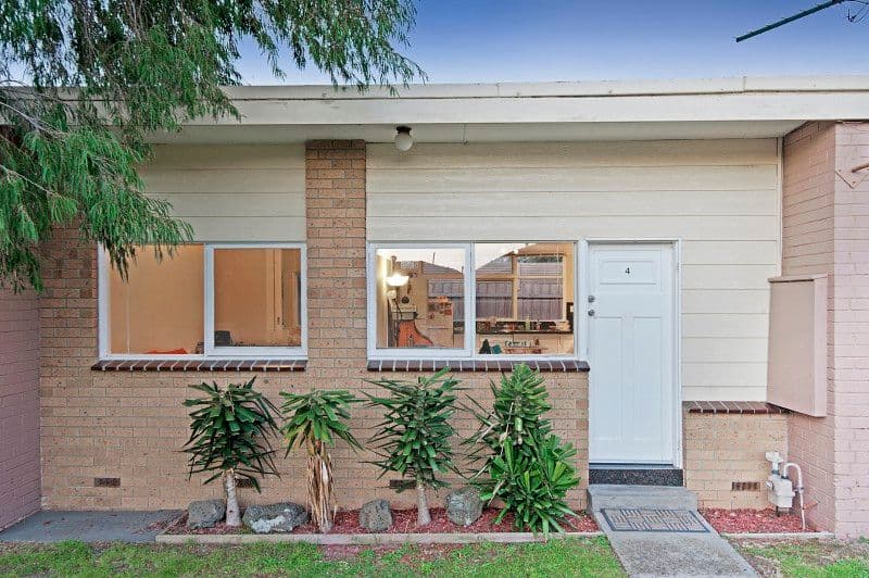 11 Broadway, Bonbeach VIC 3196, Bonbeach - Thumbnail 2