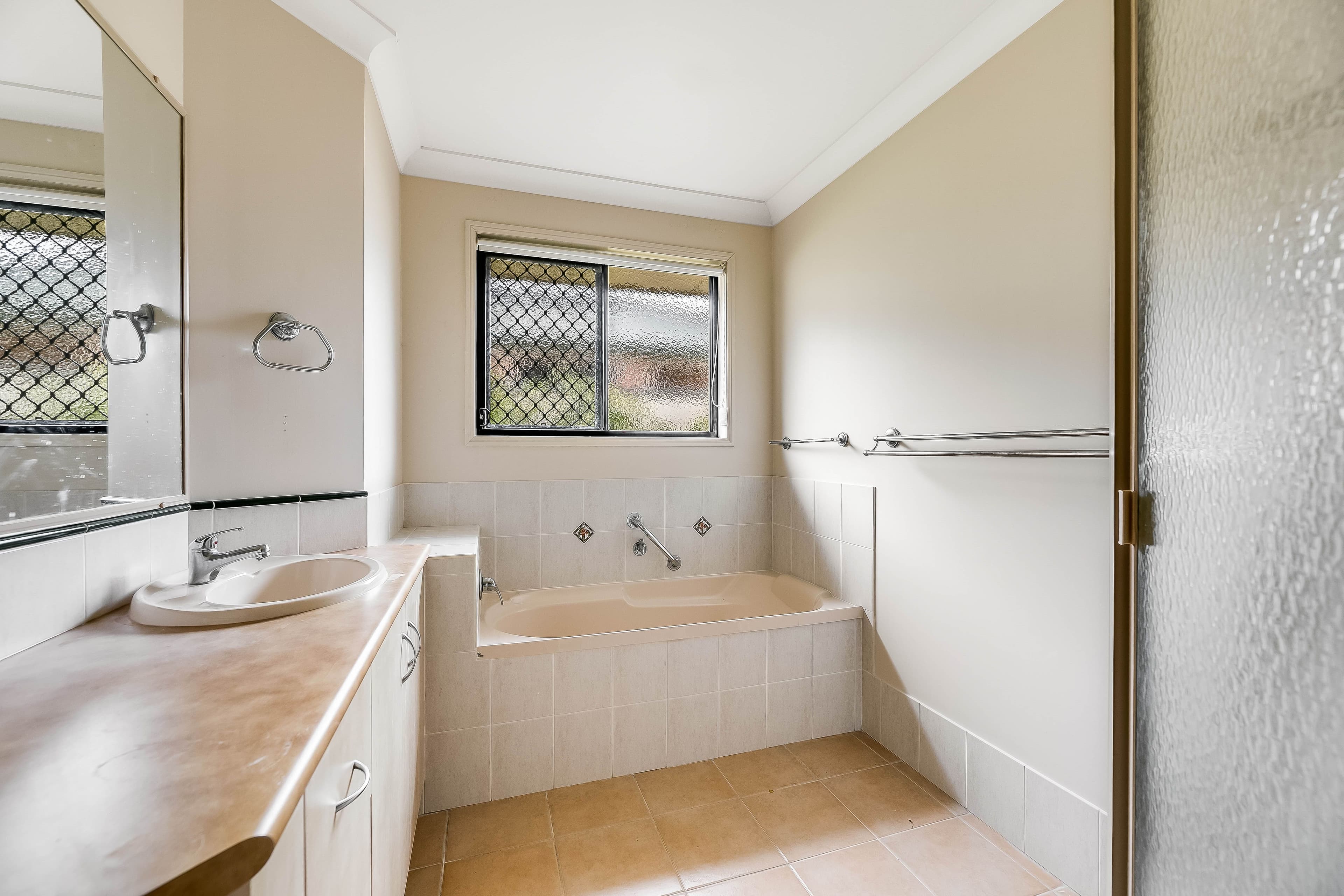 10 Strohfeldt Street, Middle Ridge QLD 4350, Middle Ridge - Thumbnail 7