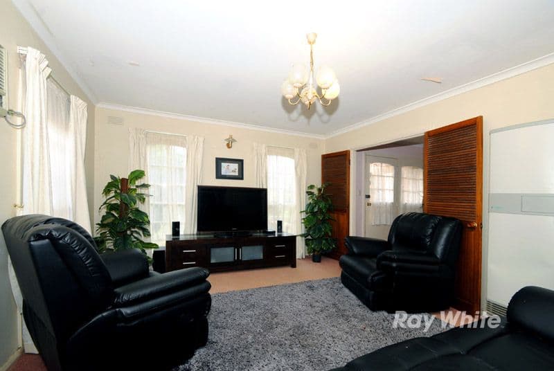 6 Florey Crescent, MULGRAVE VIC 3170, Mulgrave - Thumbnail 2