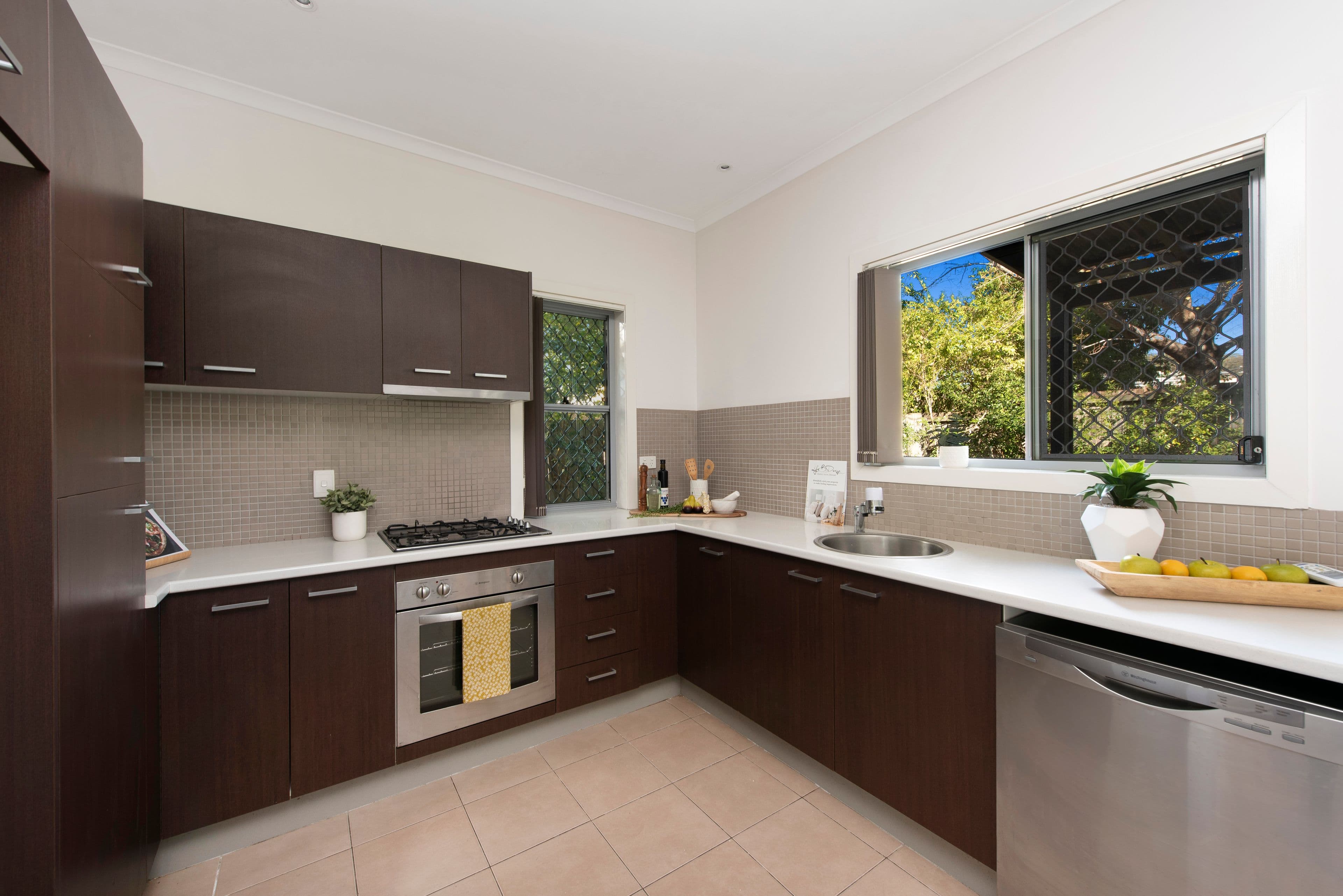 15 Mons Road, Carina Heights QLD 4152, Carina Heights - Thumbnail 2