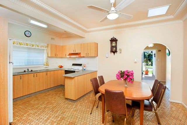 18  ARNETT Street, PENDLE HILL NSW 2145, Pendle Hill - Thumbnail 3