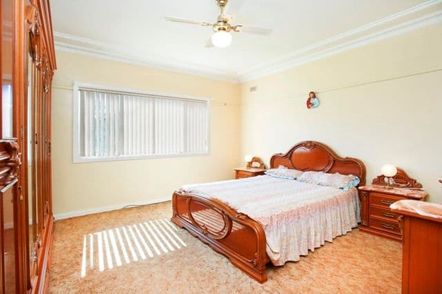 18  ARNETT Street, PENDLE HILL NSW 2145, Pendle Hill - Thumbnail 4