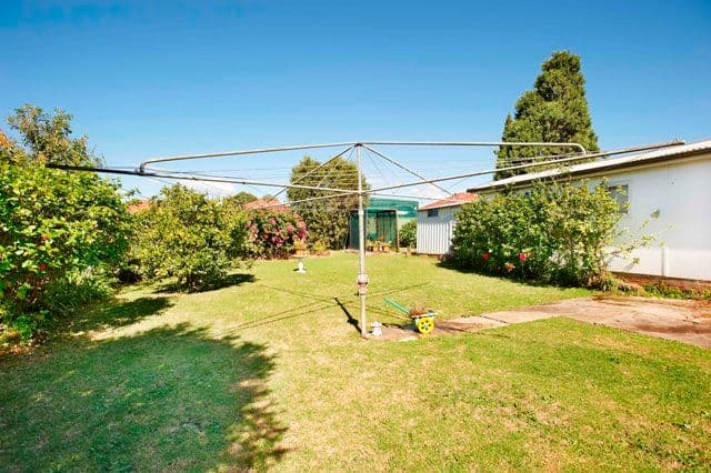 18  ARNETT Street, PENDLE HILL NSW 2145, Pendle Hill - Thumbnail 5