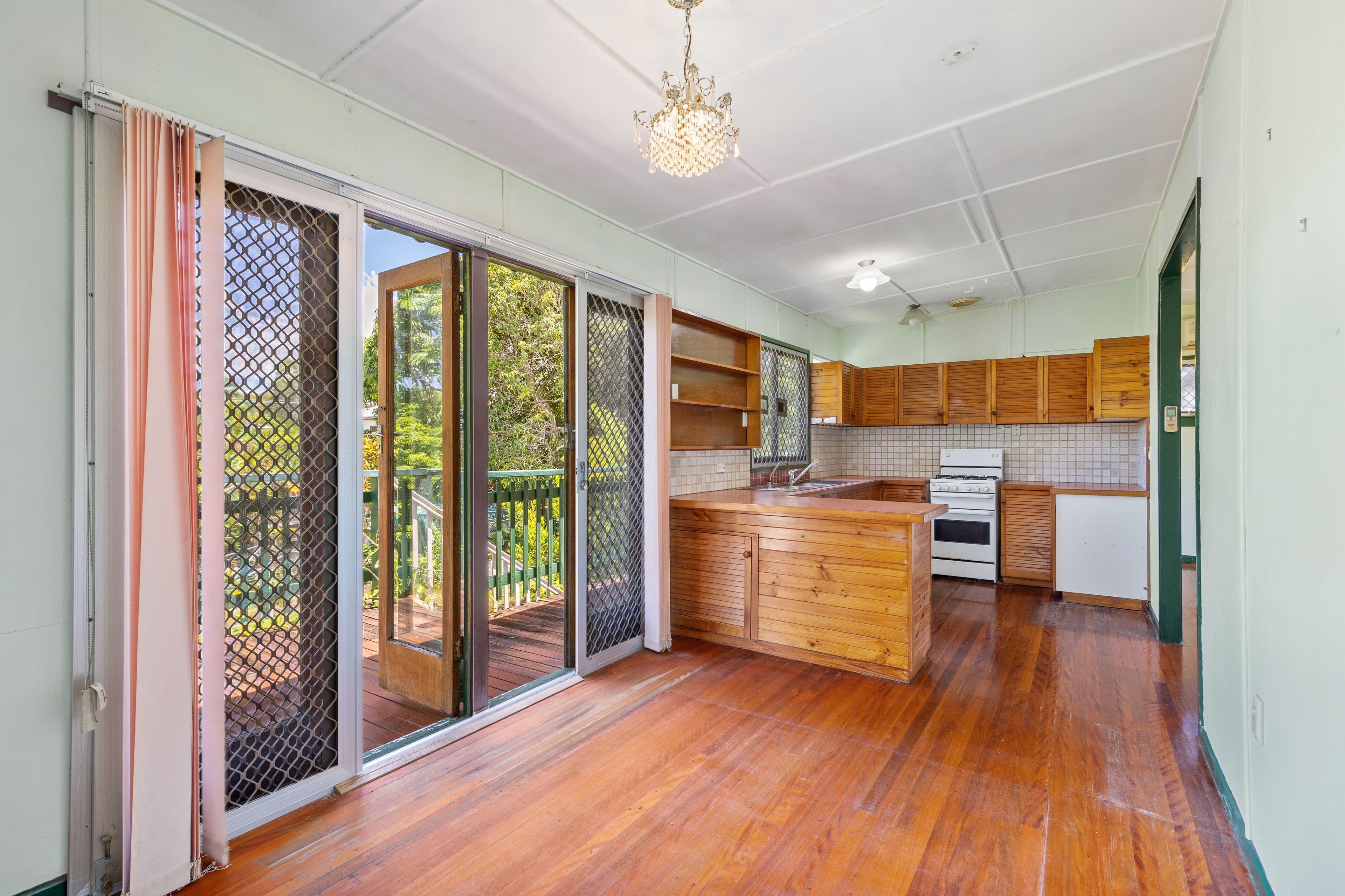 8 Irene Street, Tewantin QLD 4565, Tewantin - Thumbnail 4