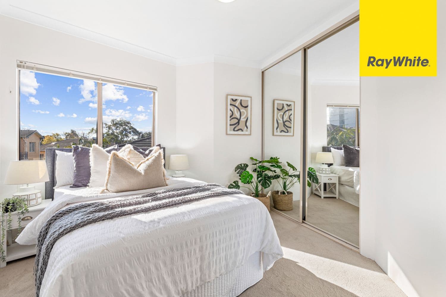 52 Oxford Street, Epping NSW 2121, Epping - Thumbnail 4