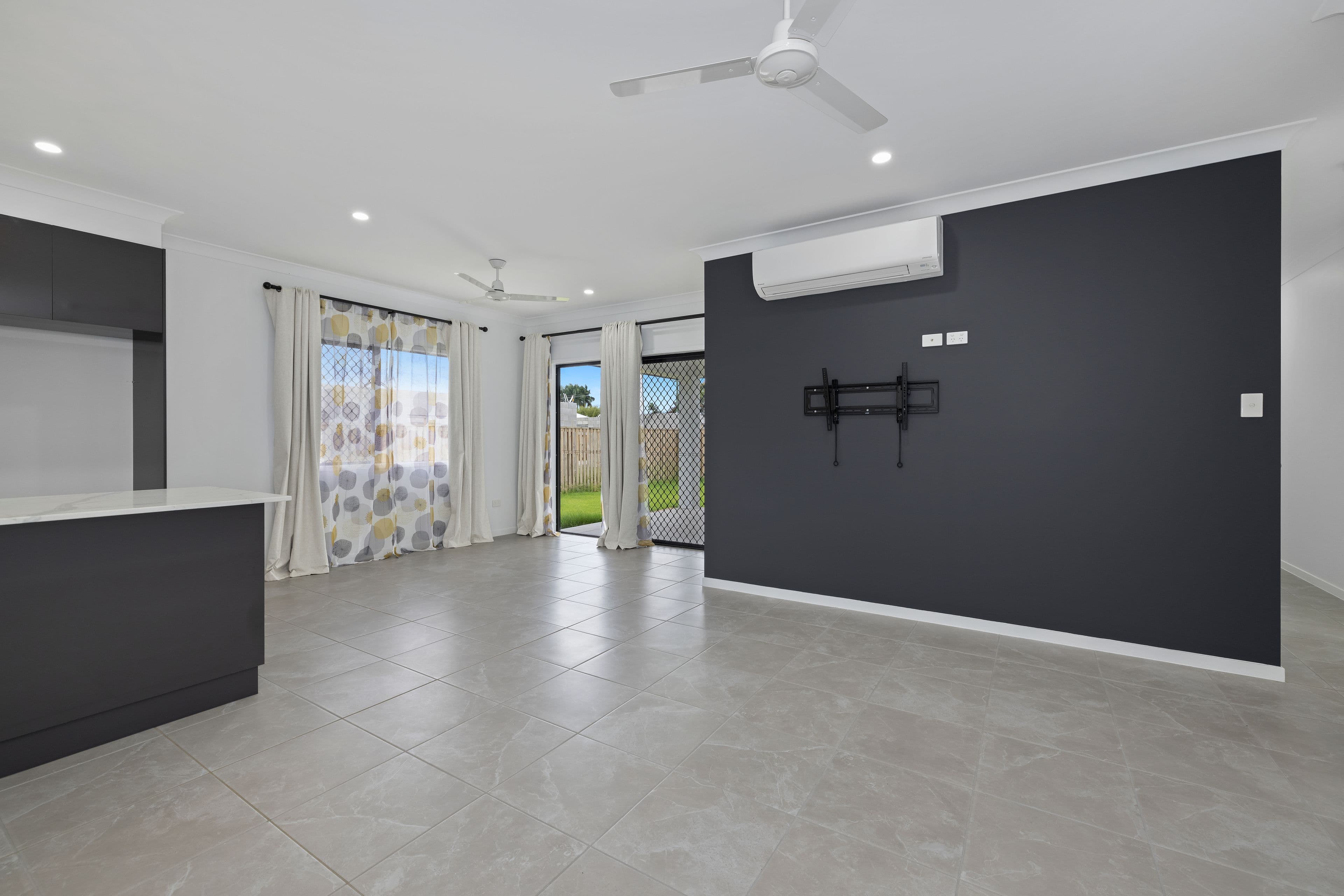 26 Summerset Drive, Mount Louisa QLD 4814, Mount Louisa - Thumbnail 3