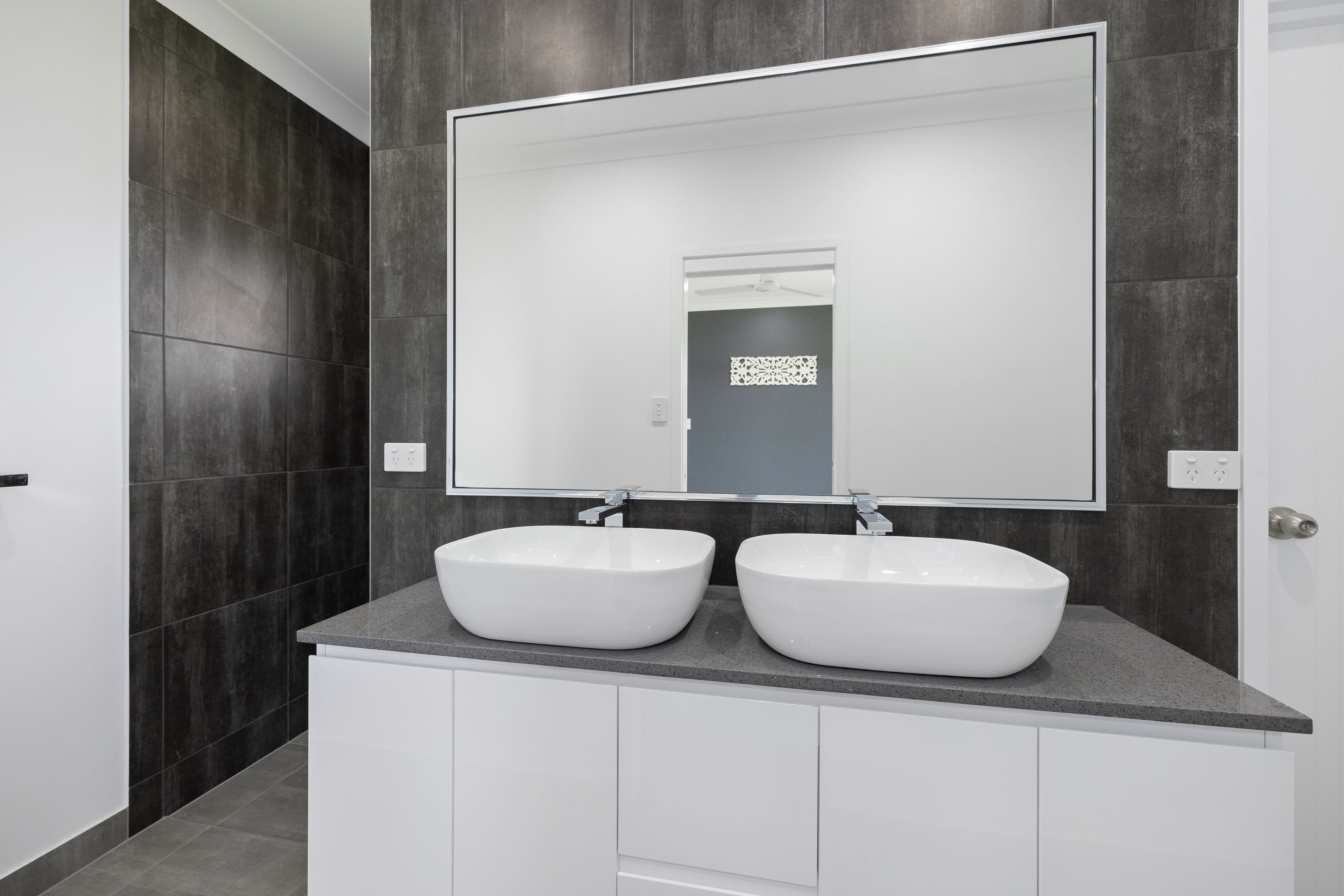 26 Summerset Drive, Mount Louisa QLD 4814, Mount Louisa - Thumbnail 6
