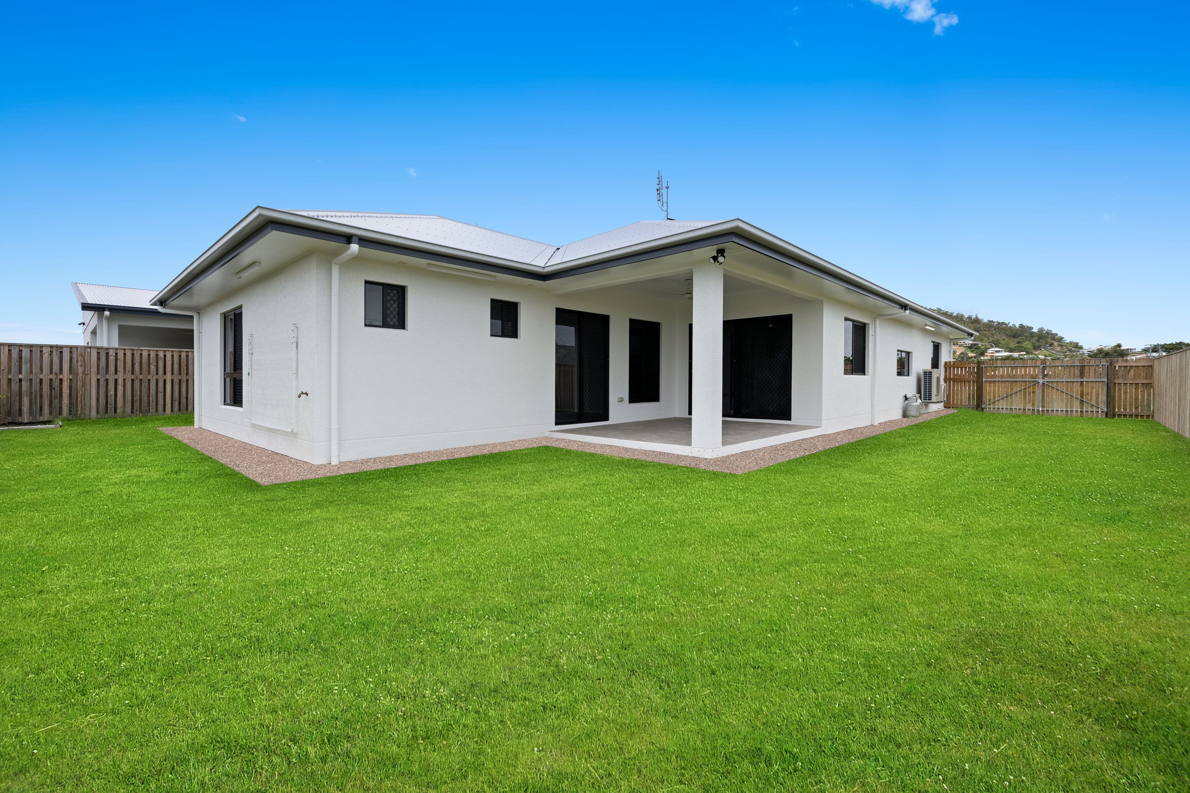26 Summerset Drive, Mount Louisa QLD 4814, Mount Louisa - Thumbnail 8