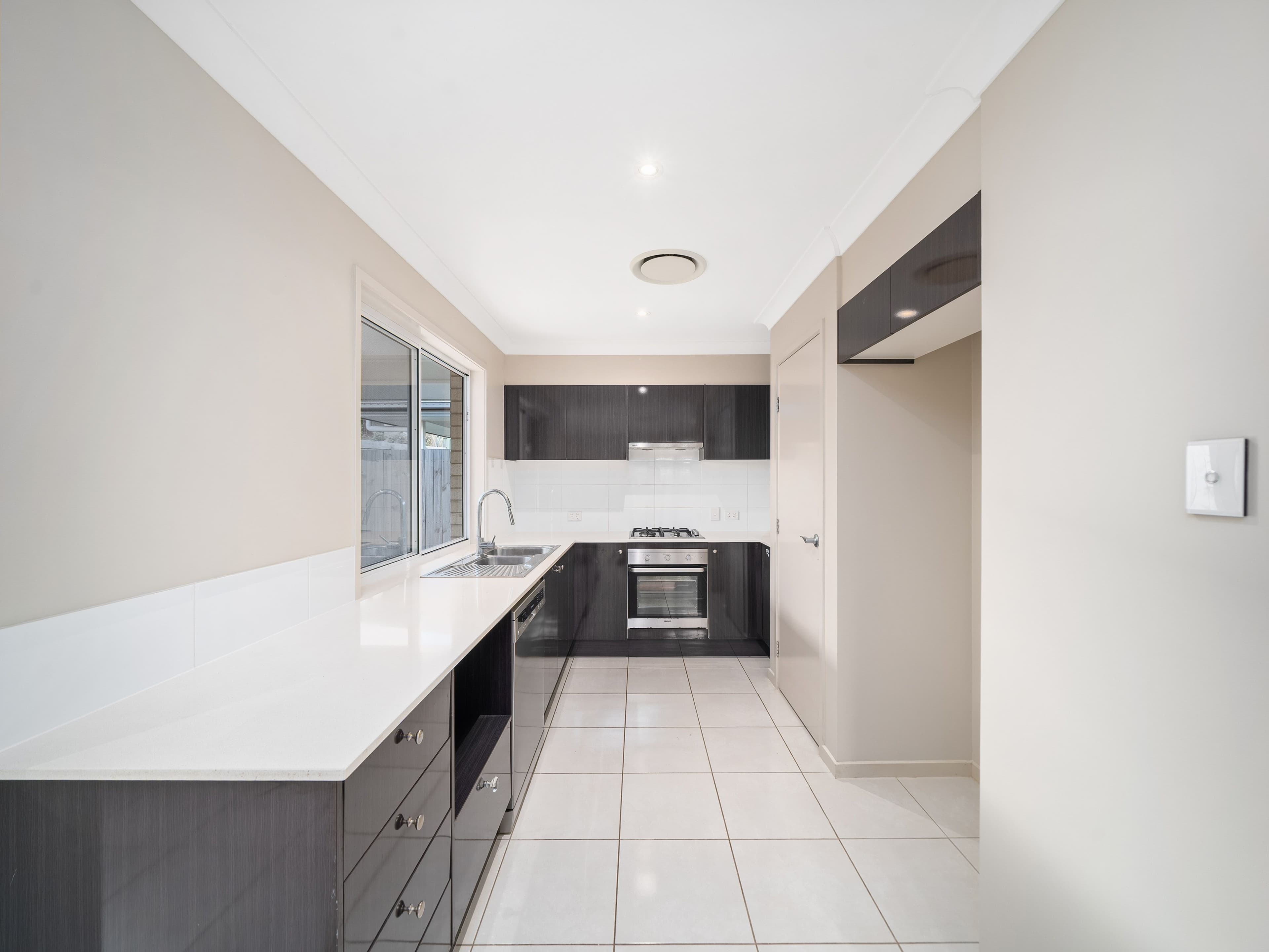 9 Palmerston Street, North Lakes QLD 4509, North Lakes - Thumbnail 3