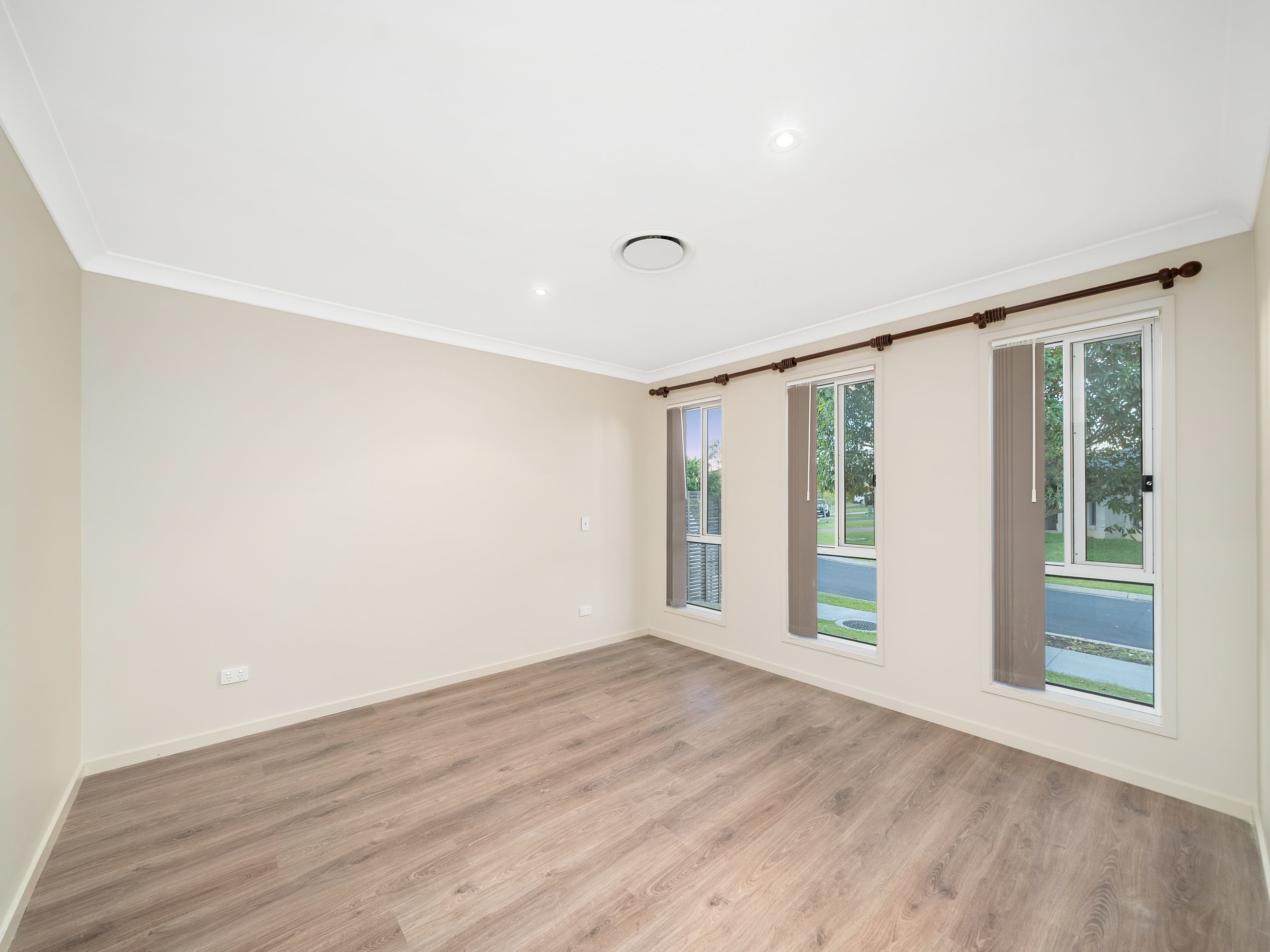 9 Palmerston Street, North Lakes QLD 4509, North Lakes - Thumbnail 8