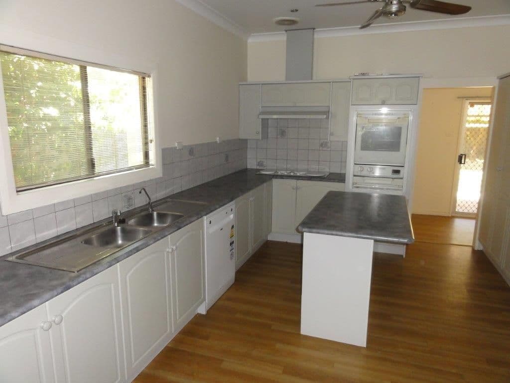 74 Jamieson Street, BROKEN HILL NSW 2880, Broken Hill - Thumbnail 2