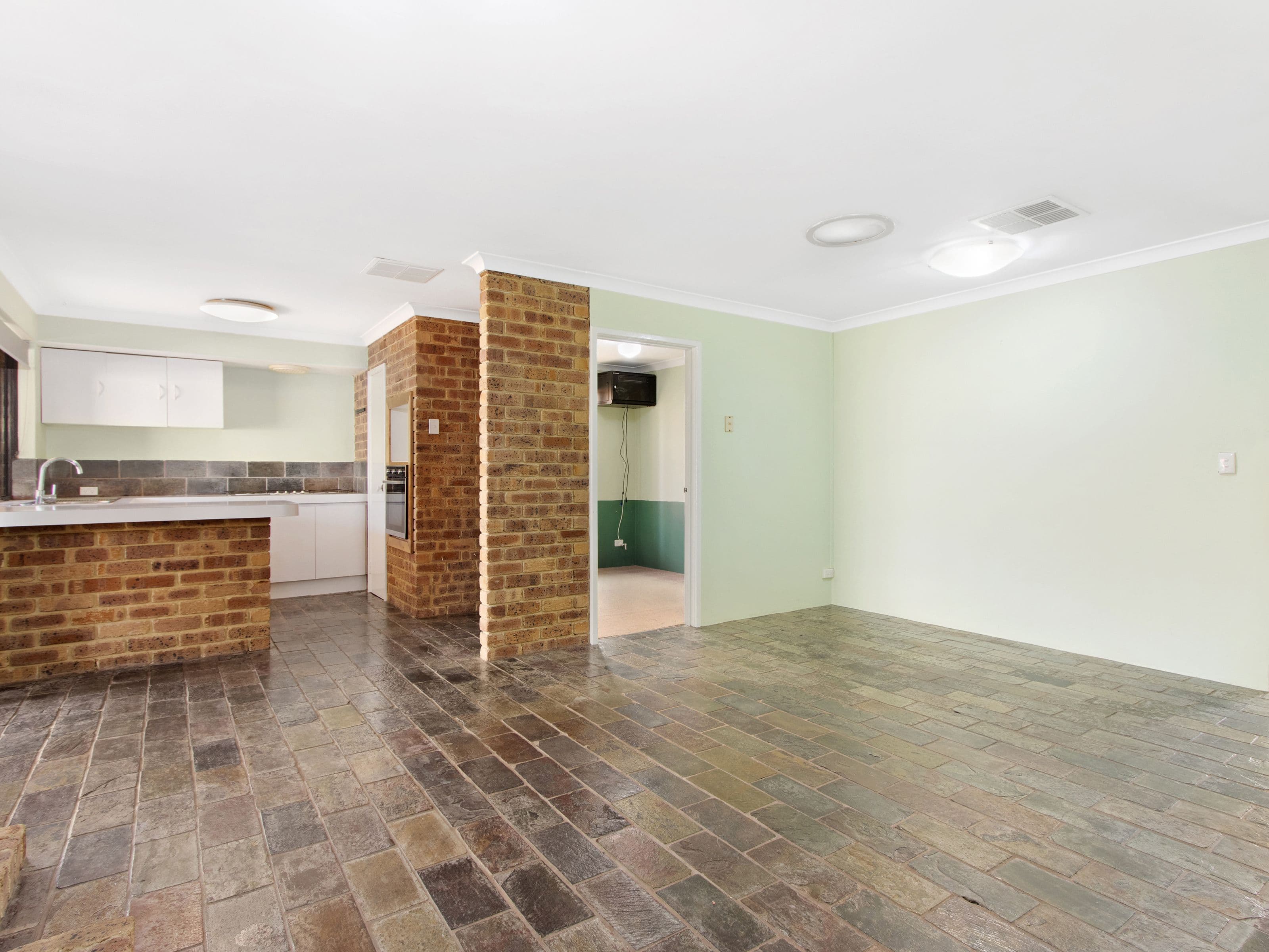 12 Caballo Court, Safety Bay WA 6169, Safety Bay - Thumbnail 7