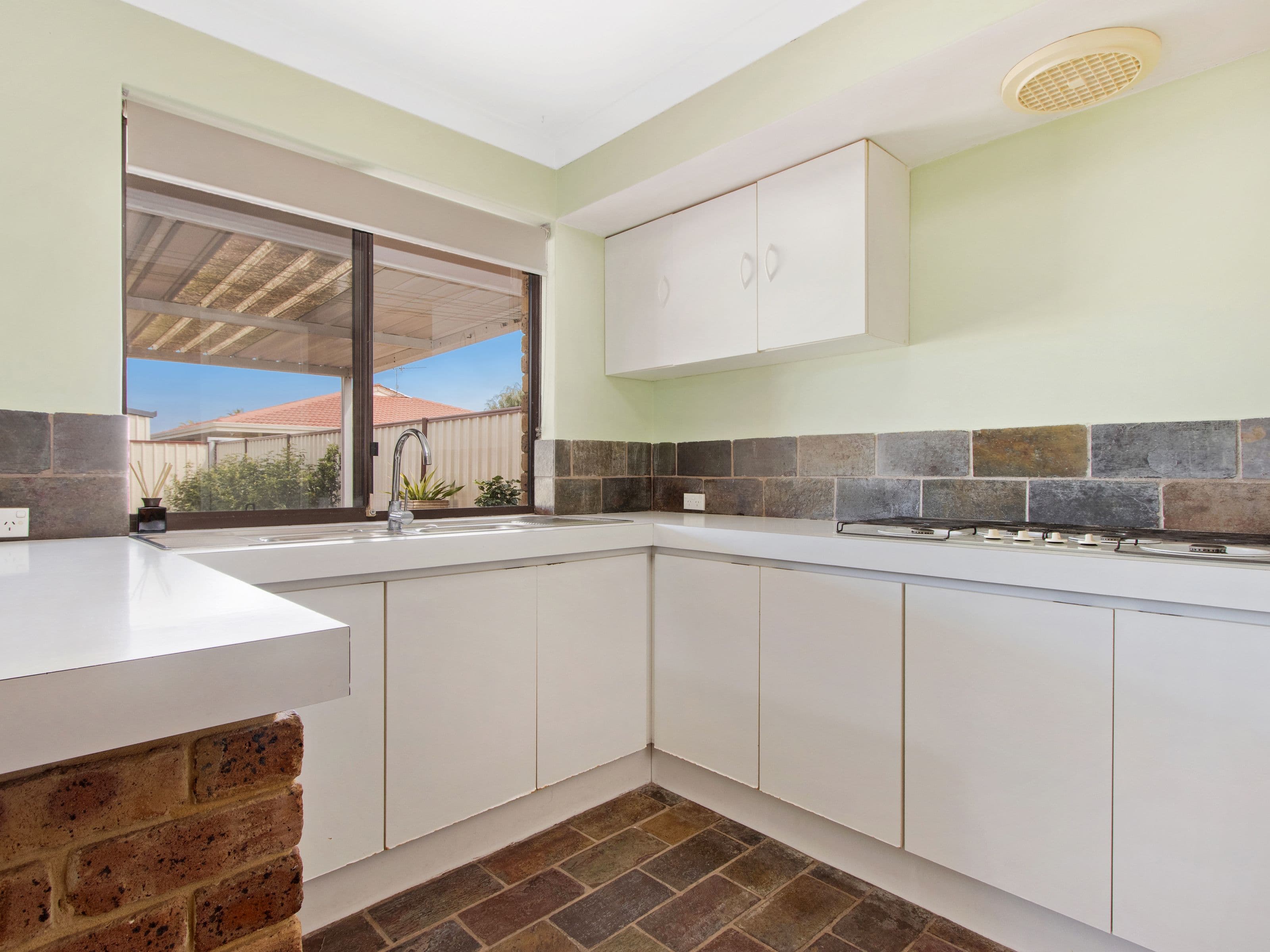 12 Caballo Court, Safety Bay WA 6169, Safety Bay - Thumbnail 8