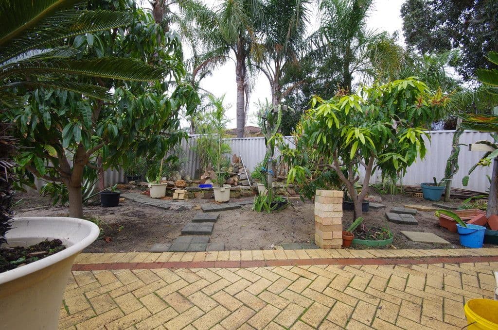 16 Lorets Green, Mirrabooka WA 6061, Mirrabooka - Thumbnail 2