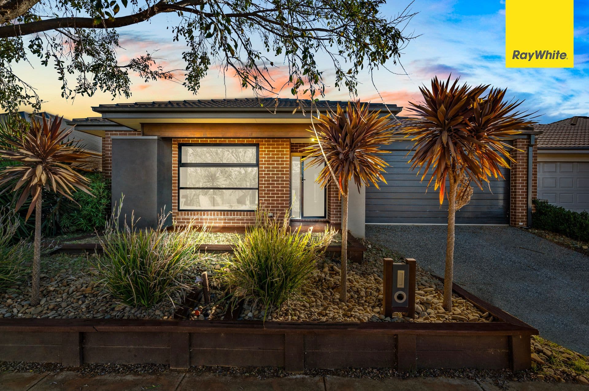 14 Blakewater Crescent, WEIR VIEWS VIC 3338, Weir Views - Image 1