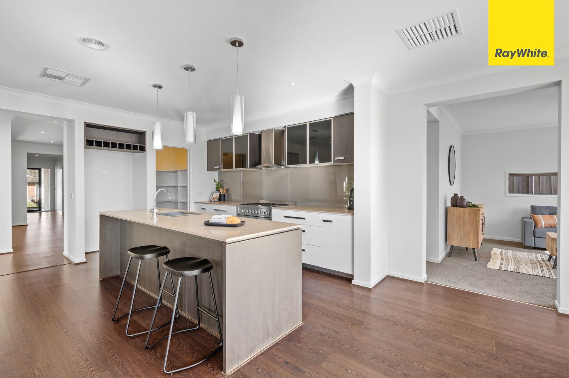 14 Blakewater Crescent, WEIR VIEWS VIC 3338, Weir Views - Thumbnail 4