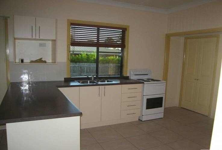 1 Matthews Street, ANDERGROVE QLD 4740, Andergrove - Thumbnail 4