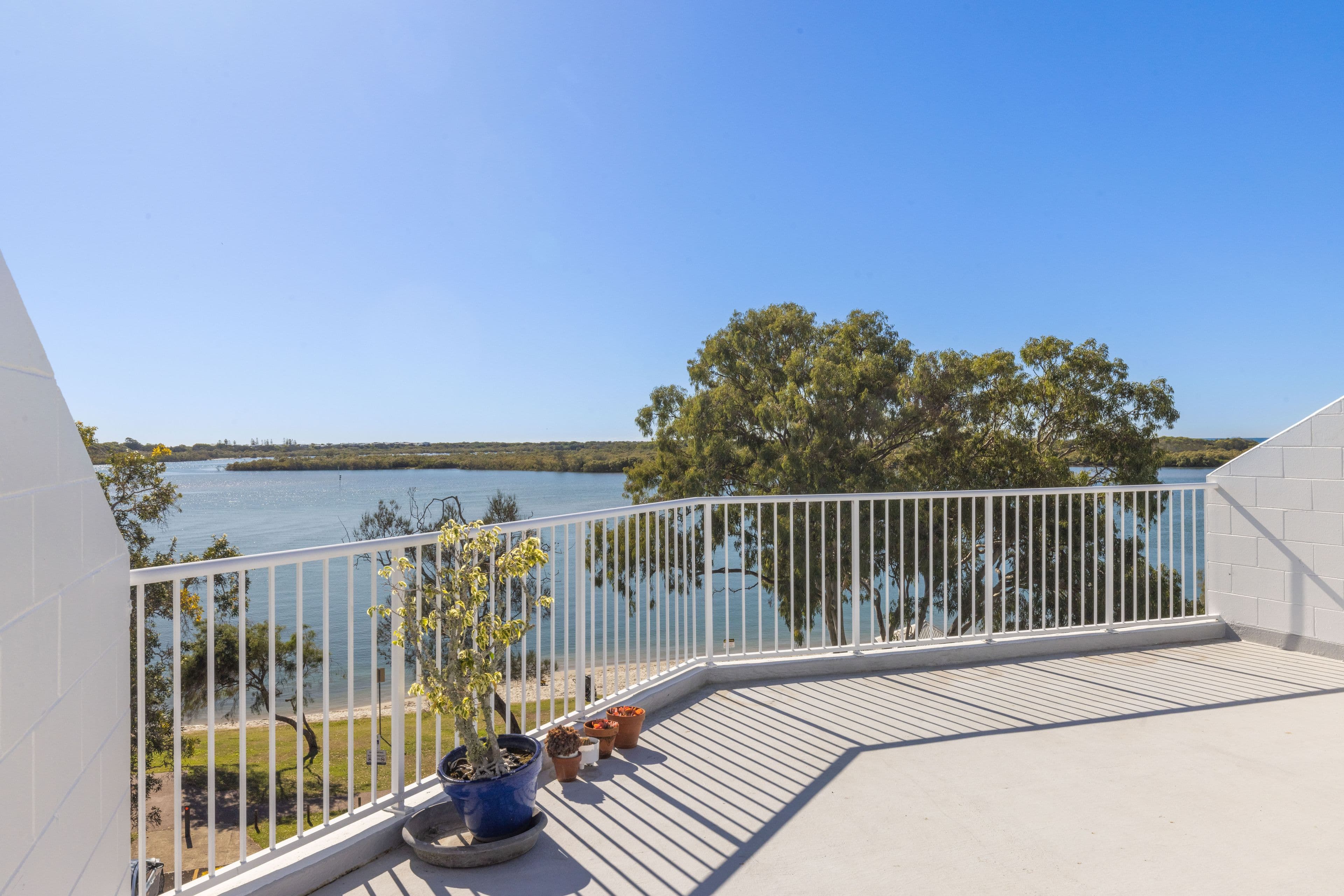 40-44 Picnic Point Esplanade, Maroochydore QLD 4558, Maroochydore - Thumbnail 3