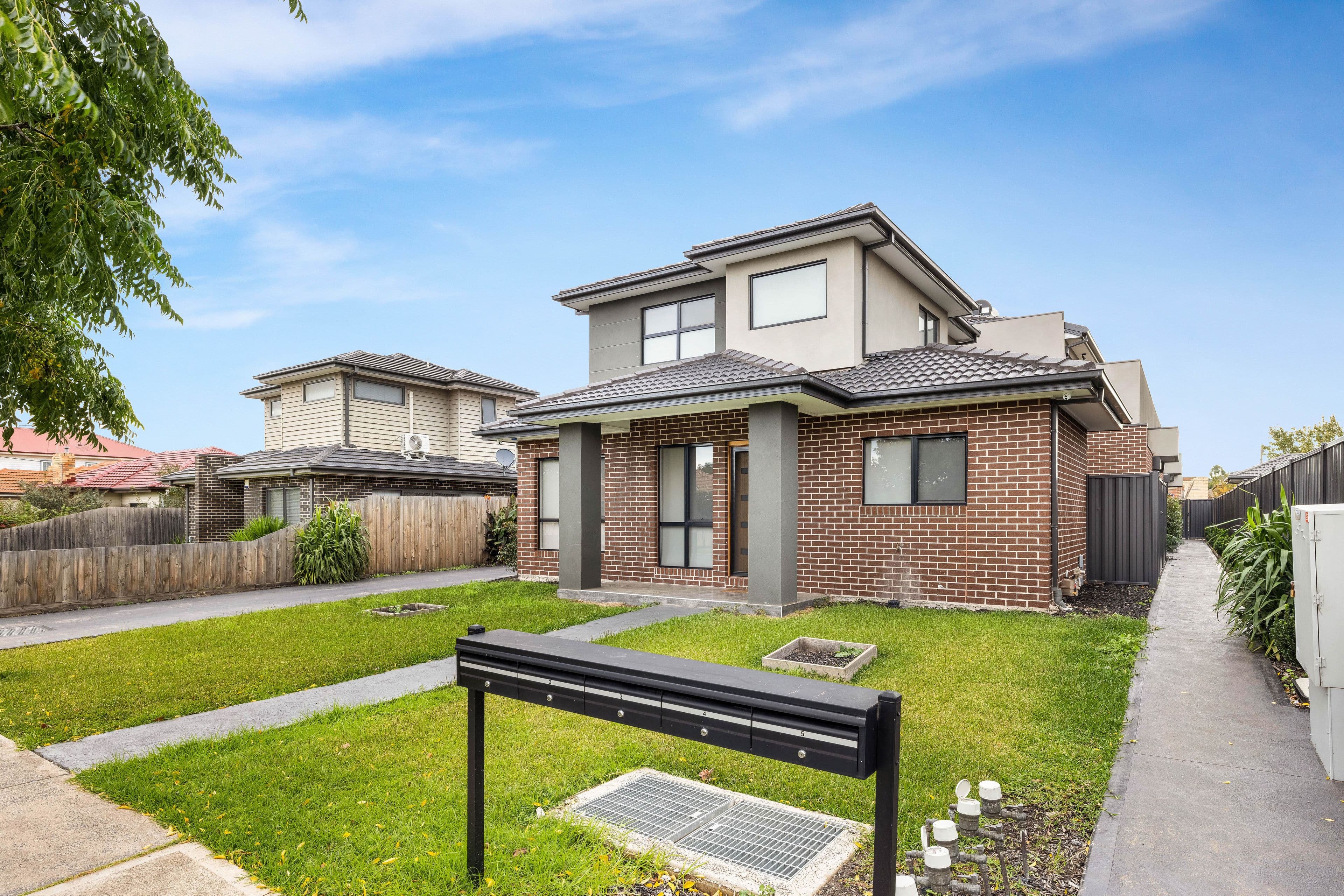 107 West Street, Hadfield VIC 3046, Hadfield - Thumbnail 2