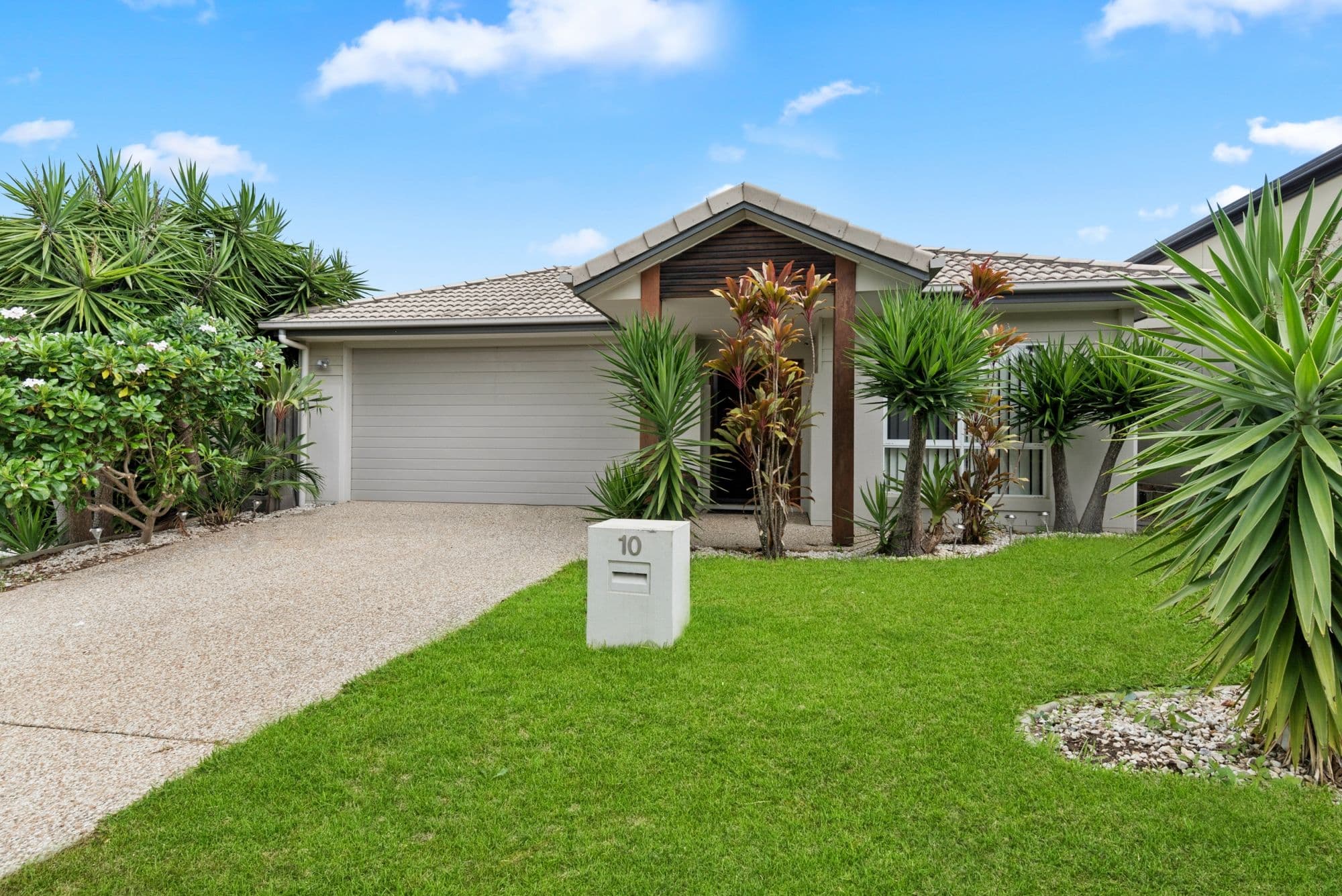 10 Eaton Close, North Lakes QLD 4509, North Lakes - Thumbnail 4