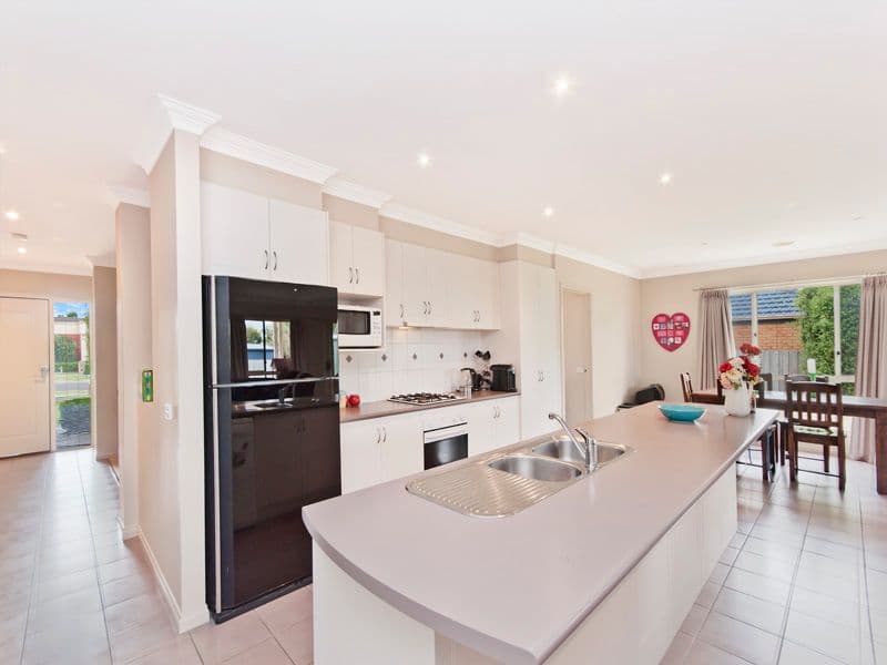 26 Zammit Drive, Warrnambool VIC 3280, Warrnambool - Thumbnail 2