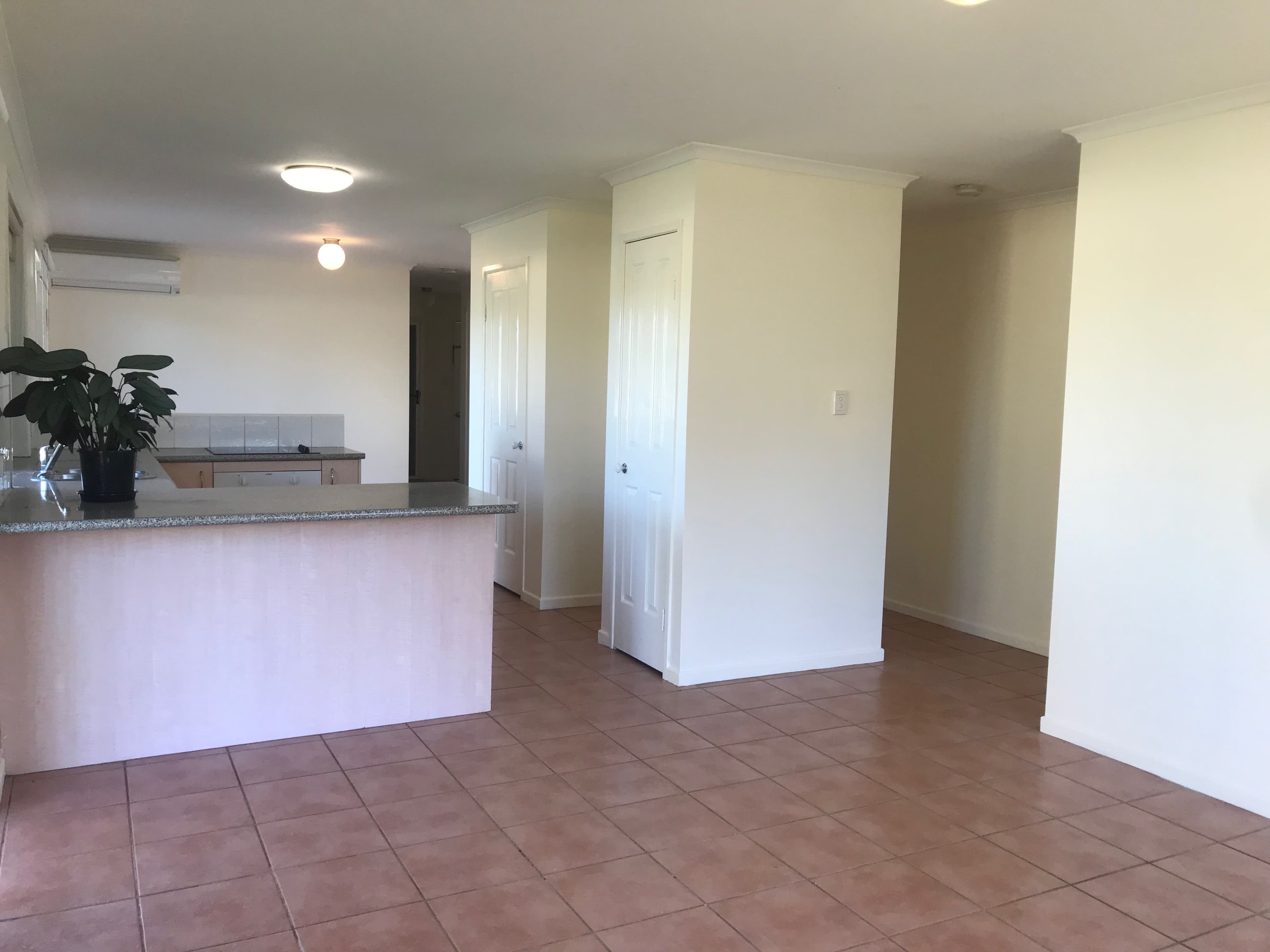 8 Andrea Court, Deception Bay QLD 4508, Deception Bay - Thumbnail 2