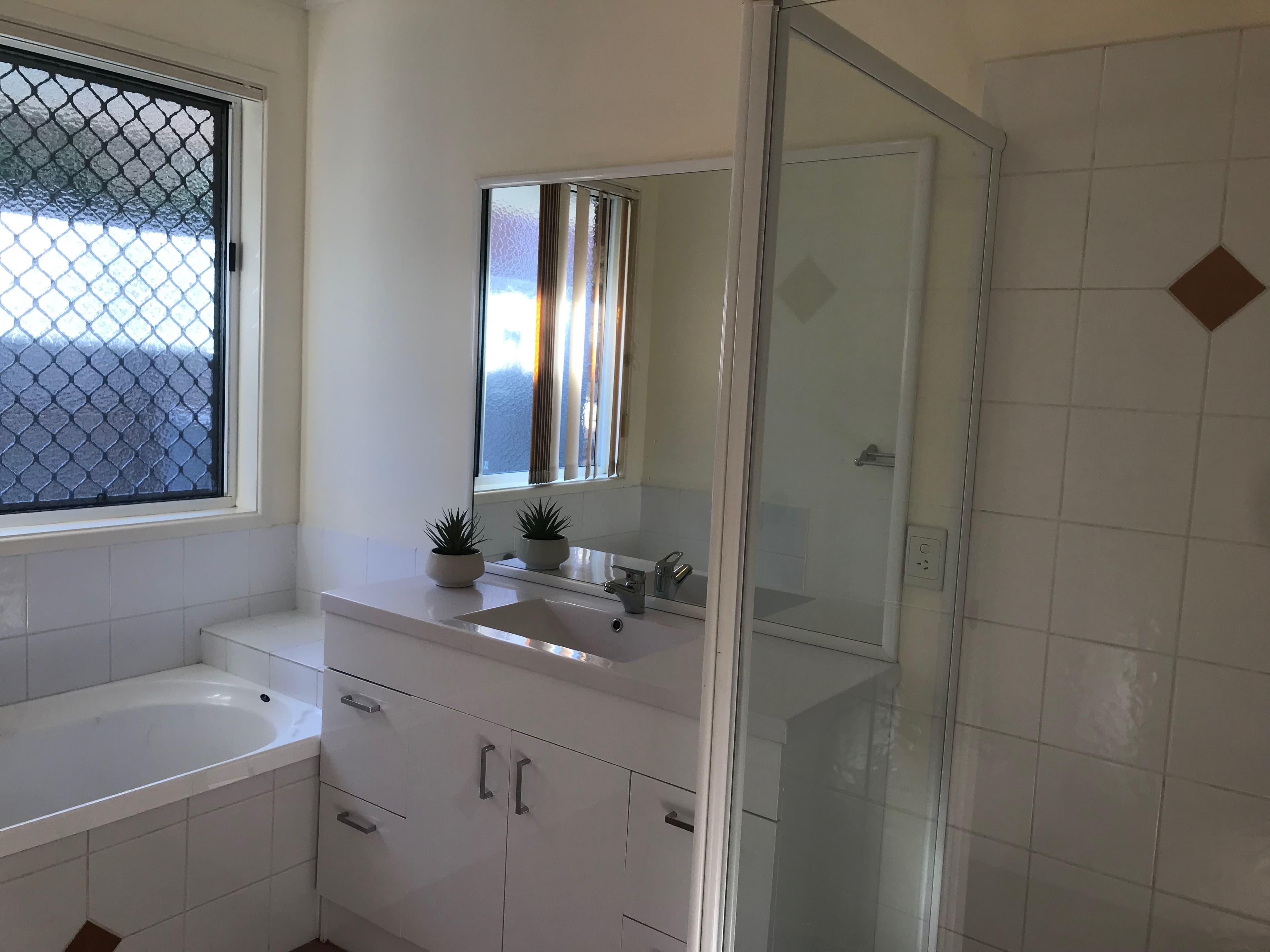 8 Andrea Court, Deception Bay QLD 4508, Deception Bay - Thumbnail 4