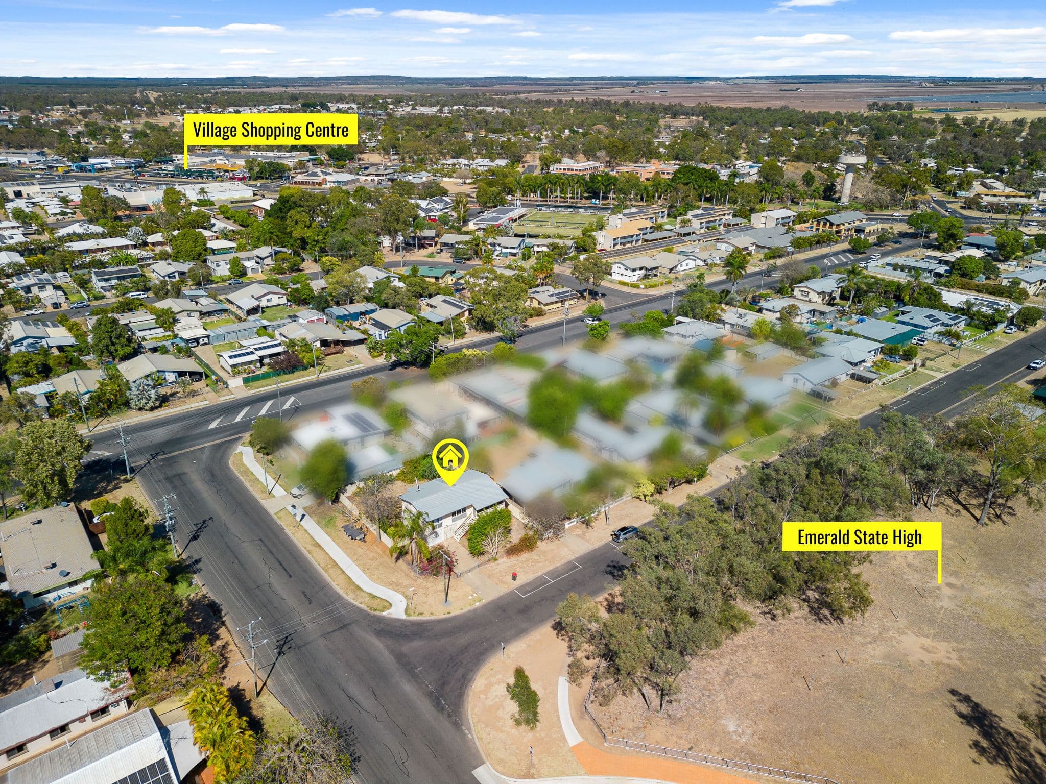 54 Old Airport Drive, Emerald QLD 4720, Emerald - Thumbnail 2