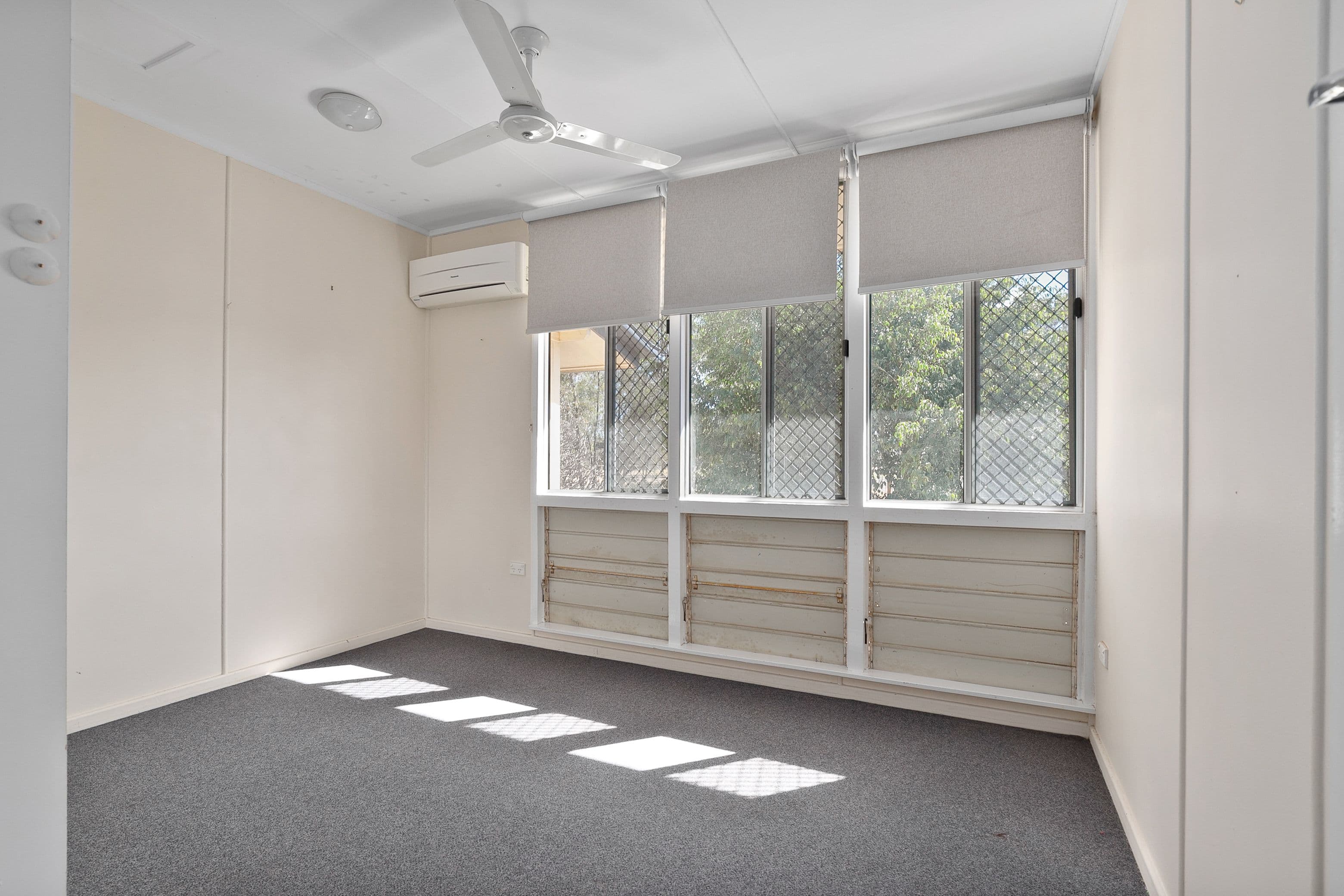 54 Old Airport Drive, Emerald QLD 4720, Emerald - Thumbnail 8
