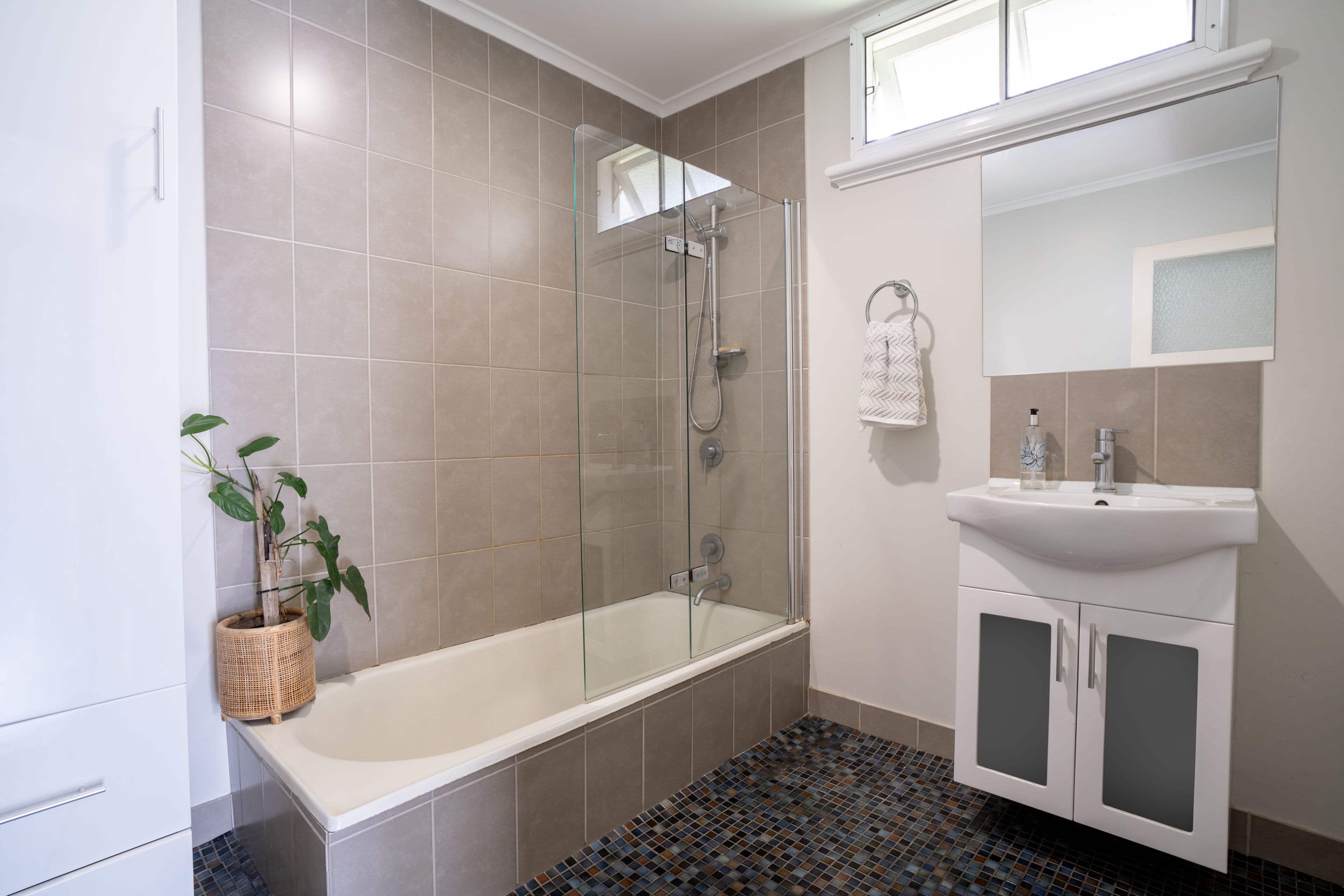 23 Queens Road, Railway Estate QLD 4810, Railway Estate - Thumbnail 7