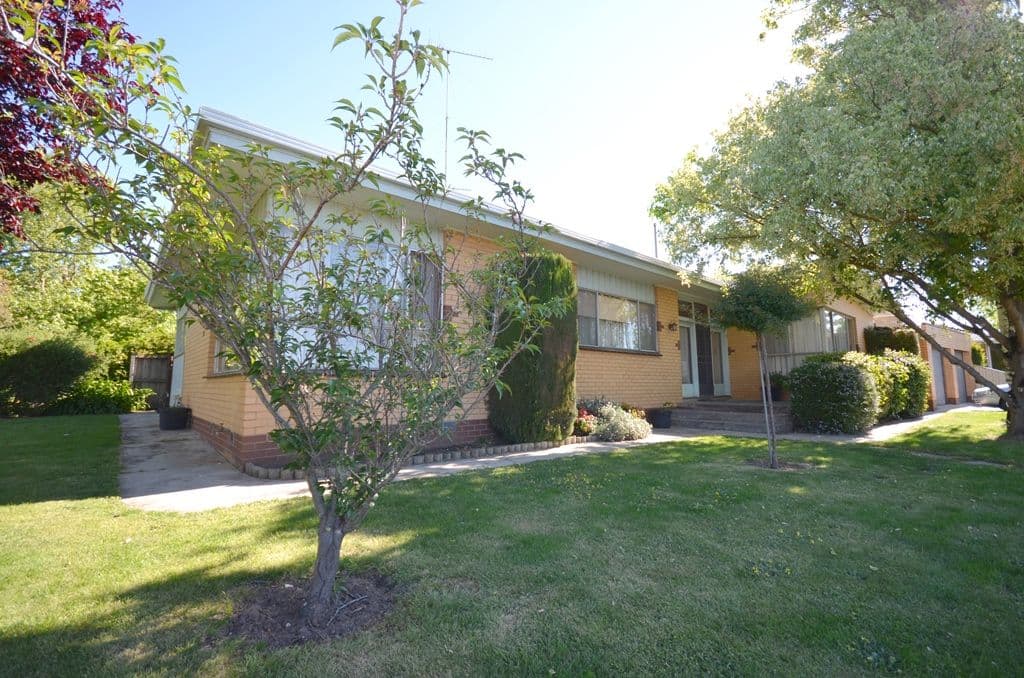 49 Grandview Grove, WENDOUREE VIC 3355, Wendouree - Image 1