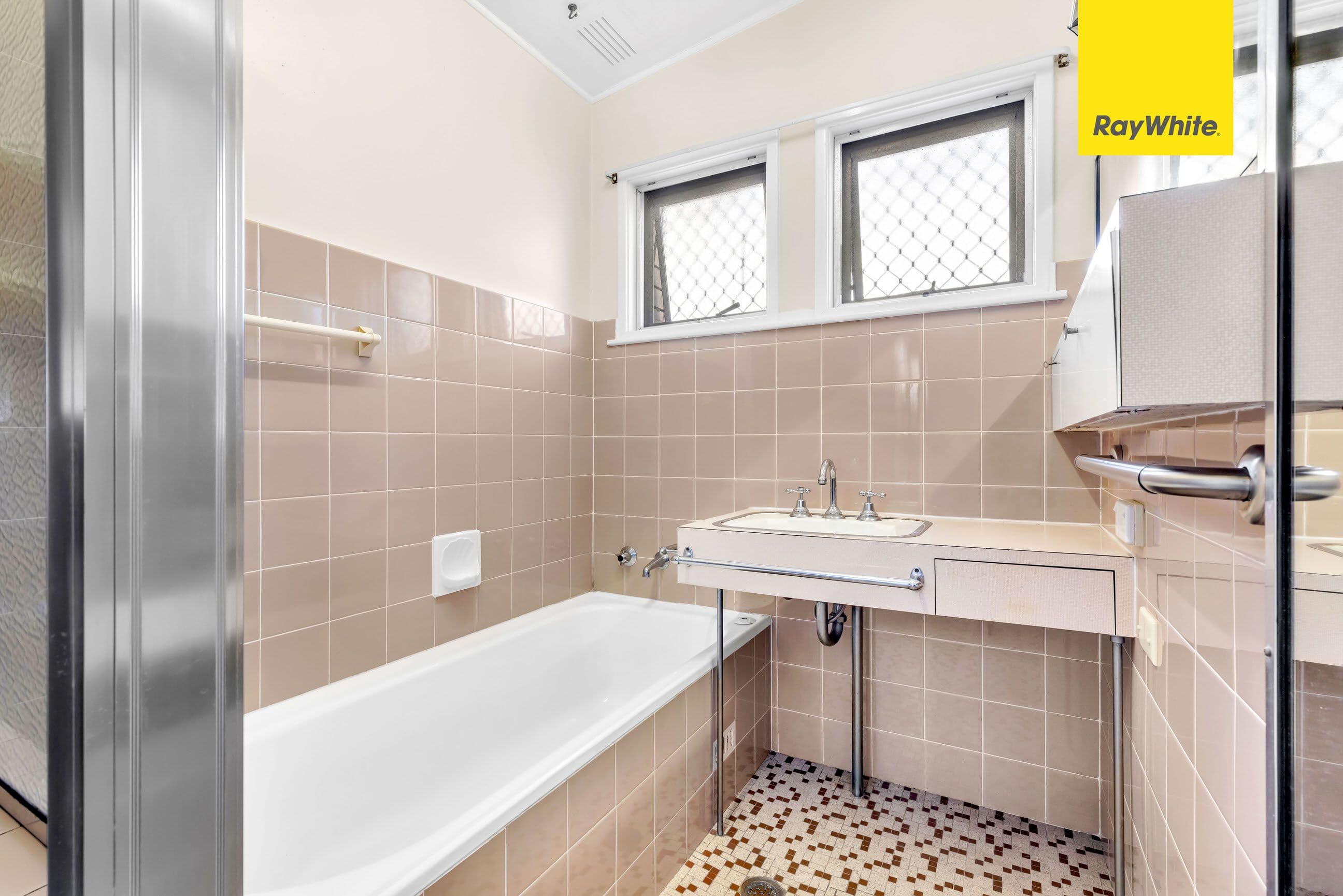 2 Melba Drive, East Ryde NSW 2113, East Ryde - Thumbnail 6