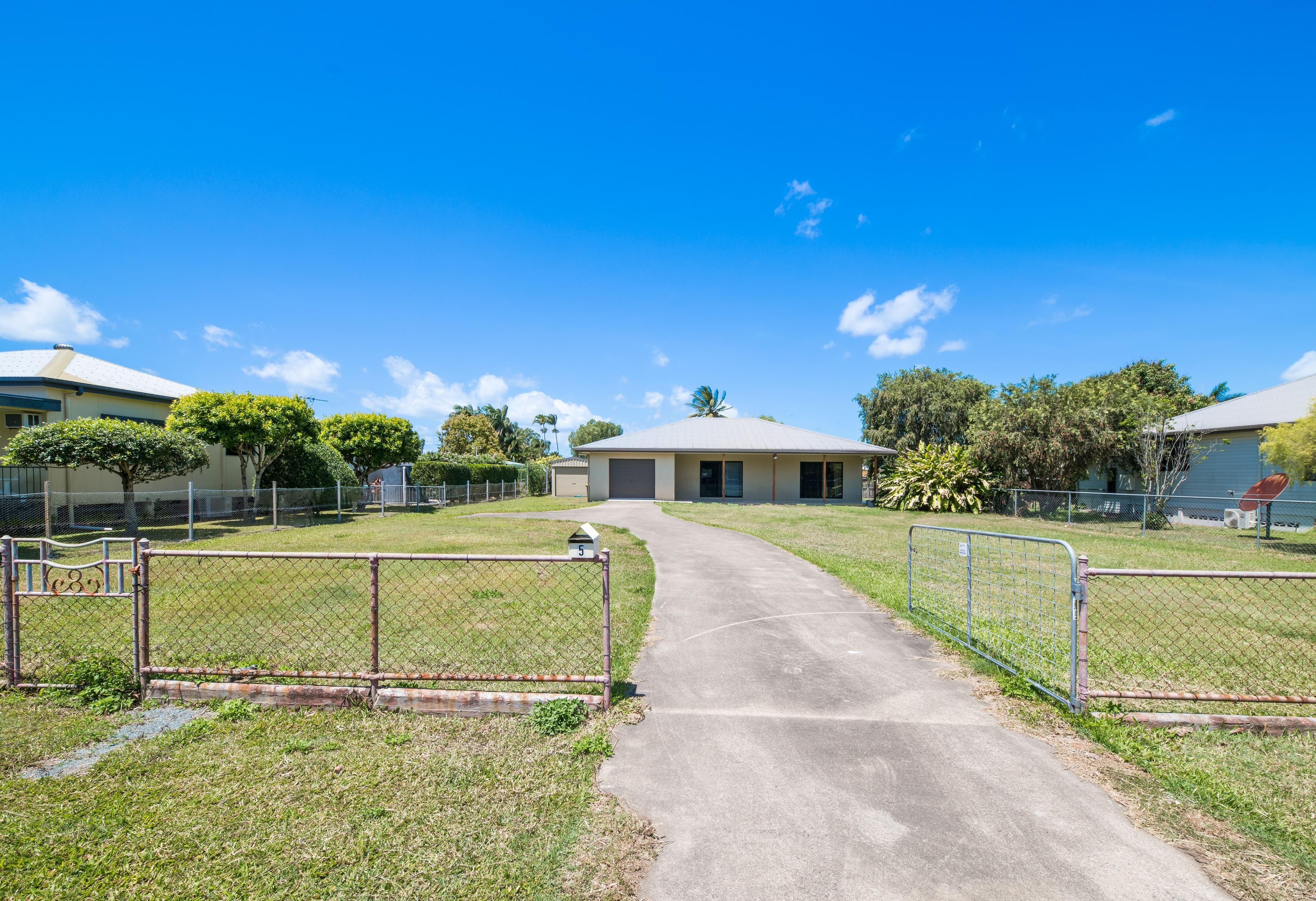 5 Telia Street, Proserpine QLD 4800, Proserpine - Thumbnail 2