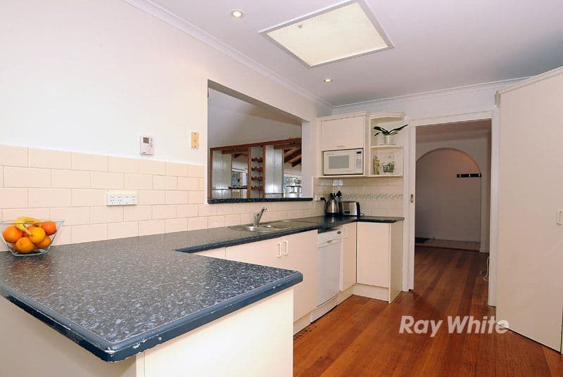 49 Nerissa Street, FERNTREE GULLY VIC 3156, Ferntree Gully - Thumbnail 3
