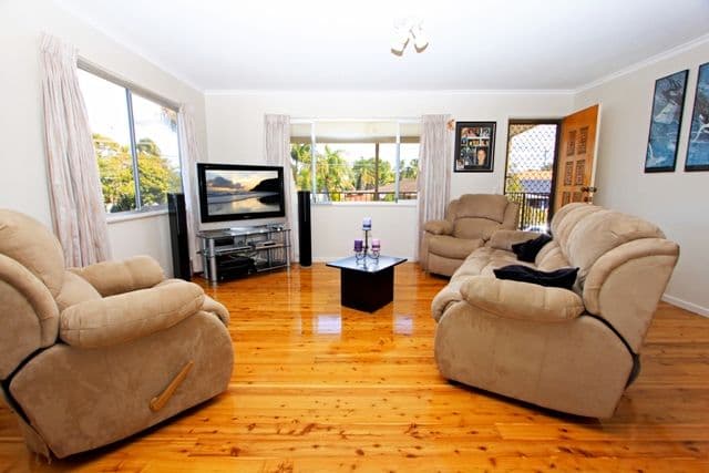 3 Newstead Street, BURLEIGH WATERS QLD 4220, Burleigh Waters - Thumbnail 2