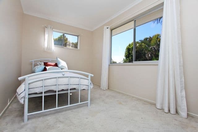 3 Newstead Street, BURLEIGH WATERS QLD 4220, Burleigh Waters - Thumbnail 5