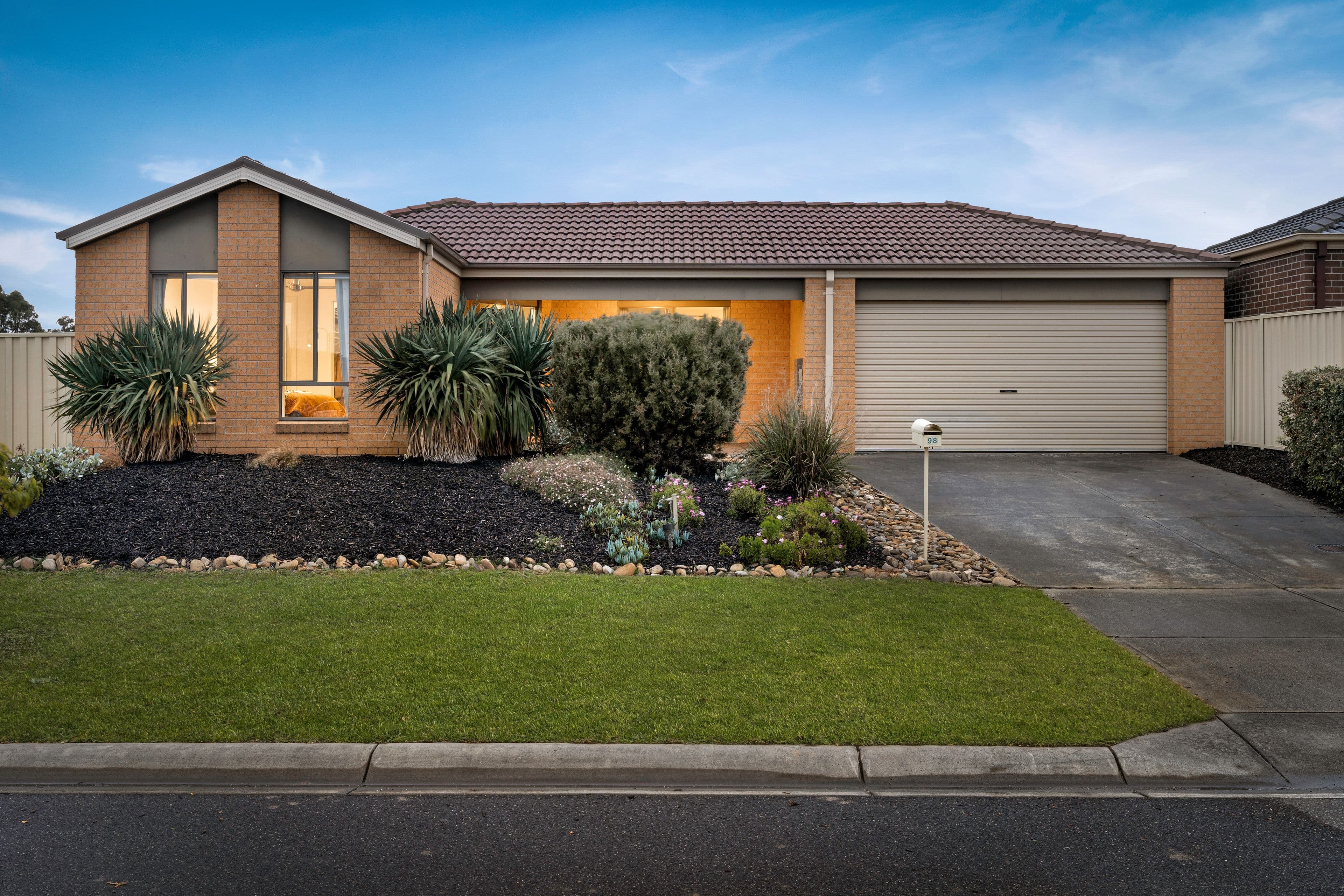98 Blue Horizons Way, Pakenham VIC 3810, Pakenham - Image 1