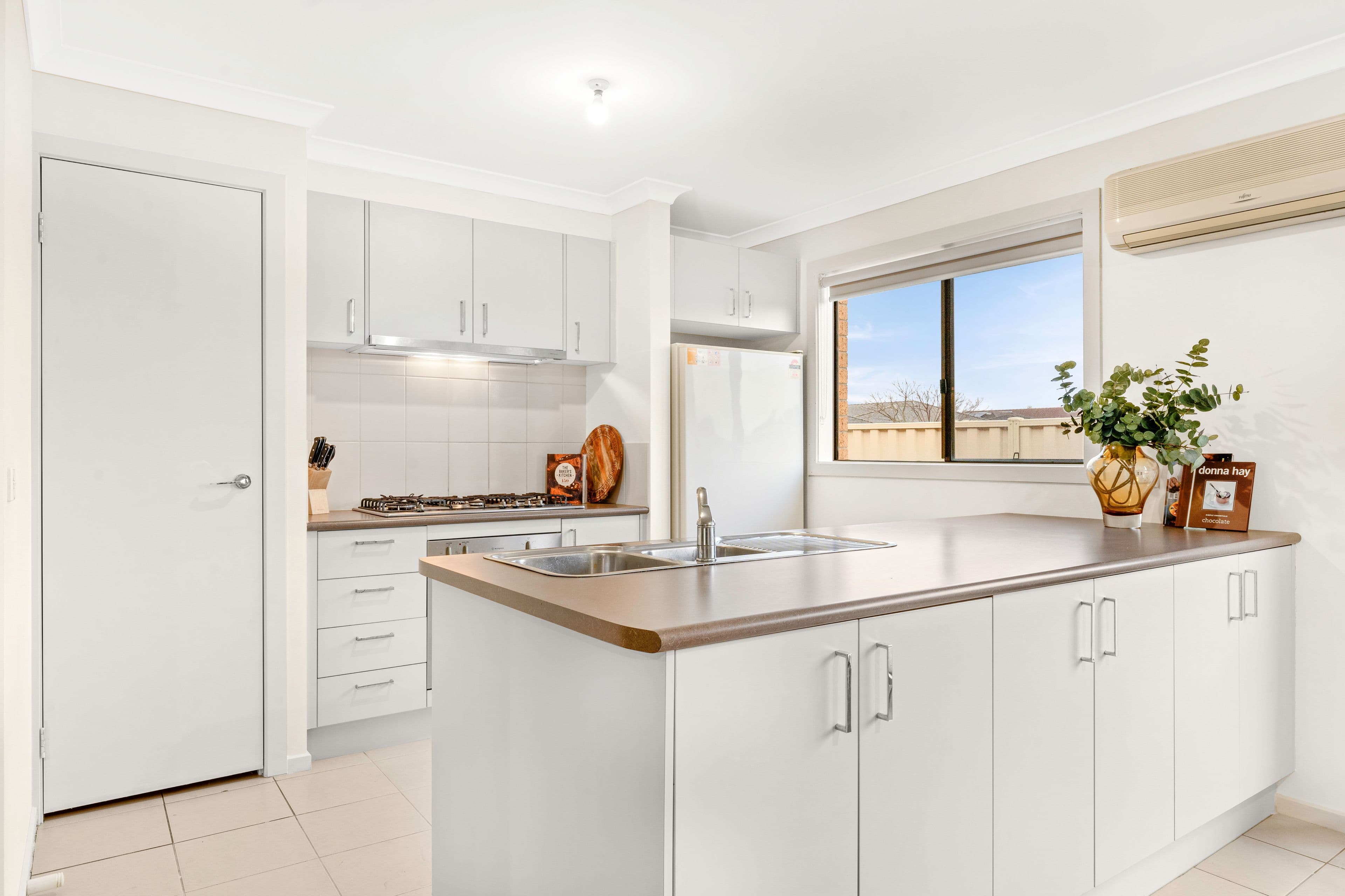 98 Blue Horizons Way, Pakenham VIC 3810, Pakenham - Thumbnail 4