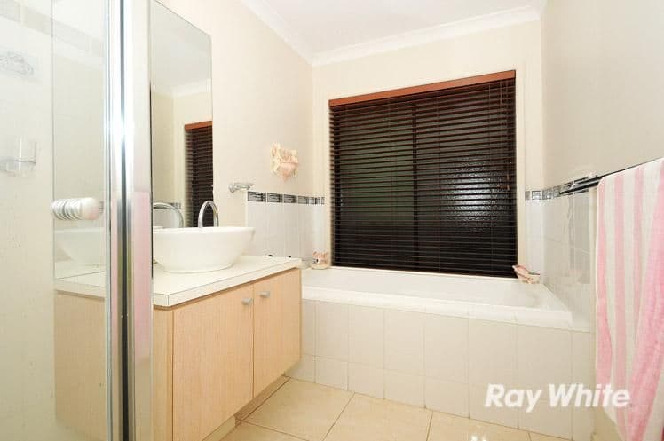 59 Tyndall Street, Cranbourne East VIC 3977, Cranbourne East - Thumbnail 5